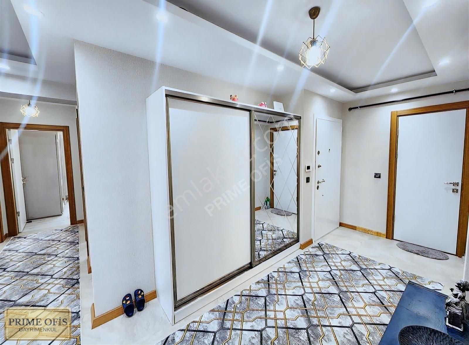 Ayvalı Şehir Hastanesi Seval Cad Yakını 4+1 Site Dairesi 1 Yaş - Görsel 2