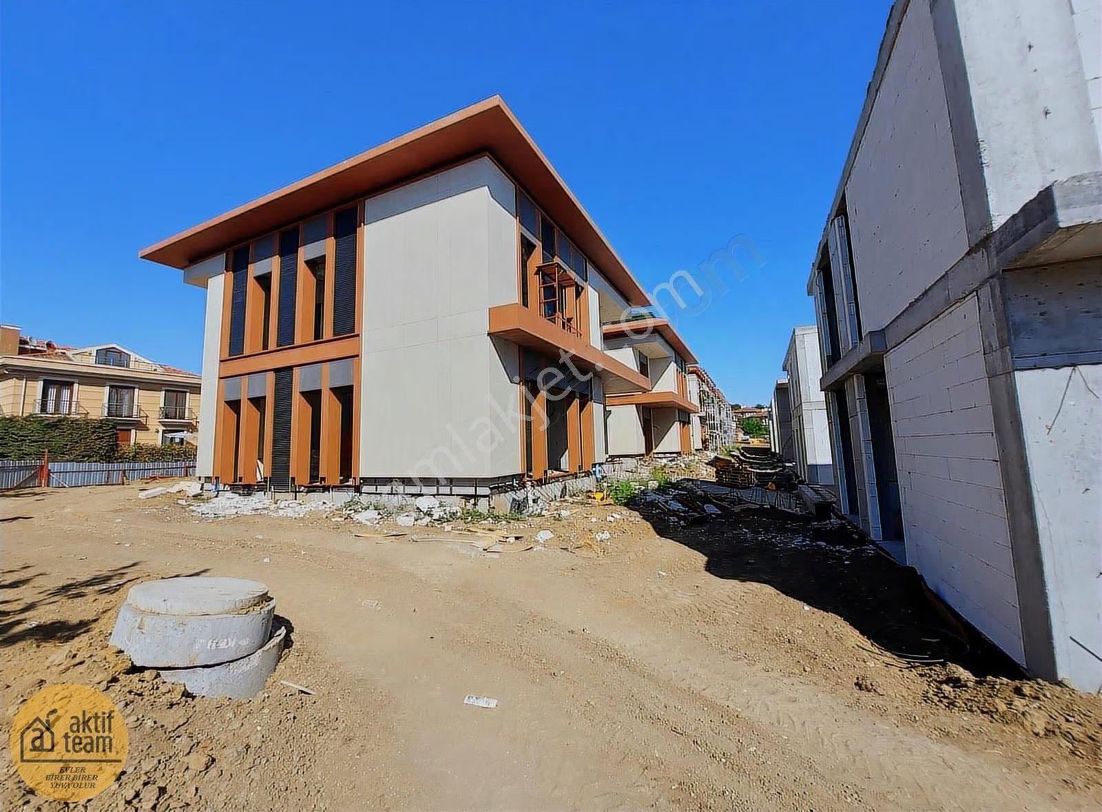 Güzelce'de Güvenli Site İçerisinde Müstakil Havuzlu Lüks Villa - Görsel 7