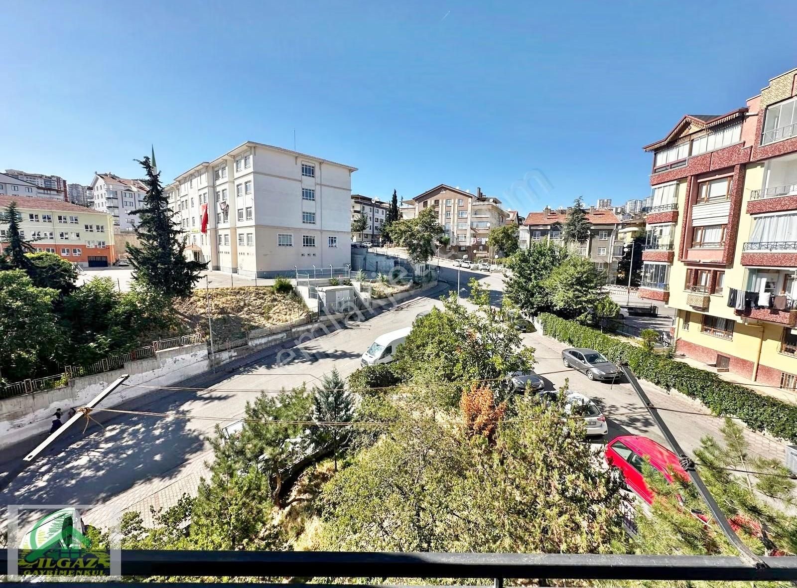 Ayvalı'da Cadde Yakını 3+1 Bağımsız Ara Kat Ön Cephe Yapılı Dair - Görsel 5