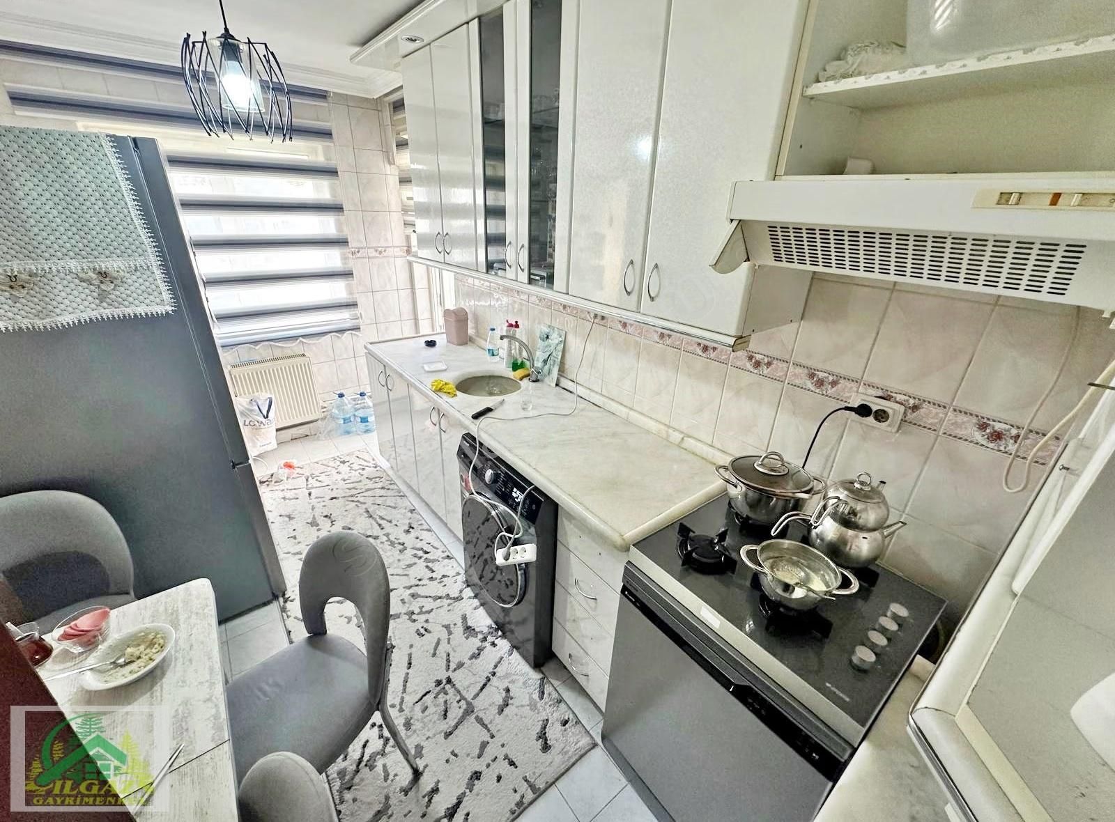 Ayvalı'da Cadde Yakını 3+1 Bağımsız Ara Kat Ön Cephe Yapılı Dair - Görsel 19