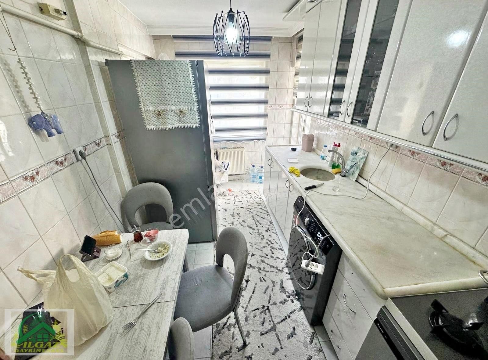 Ayvalı'da Cadde Yakını 3+1 Bağımsız Ara Kat Ön Cephe Yapılı Dair - Görsel 8