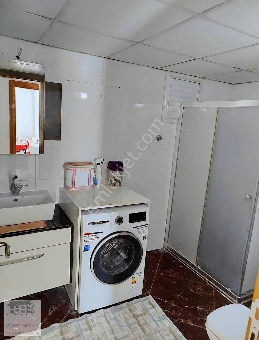 Park Manzara Sitesinde Satılık Geniş Daire