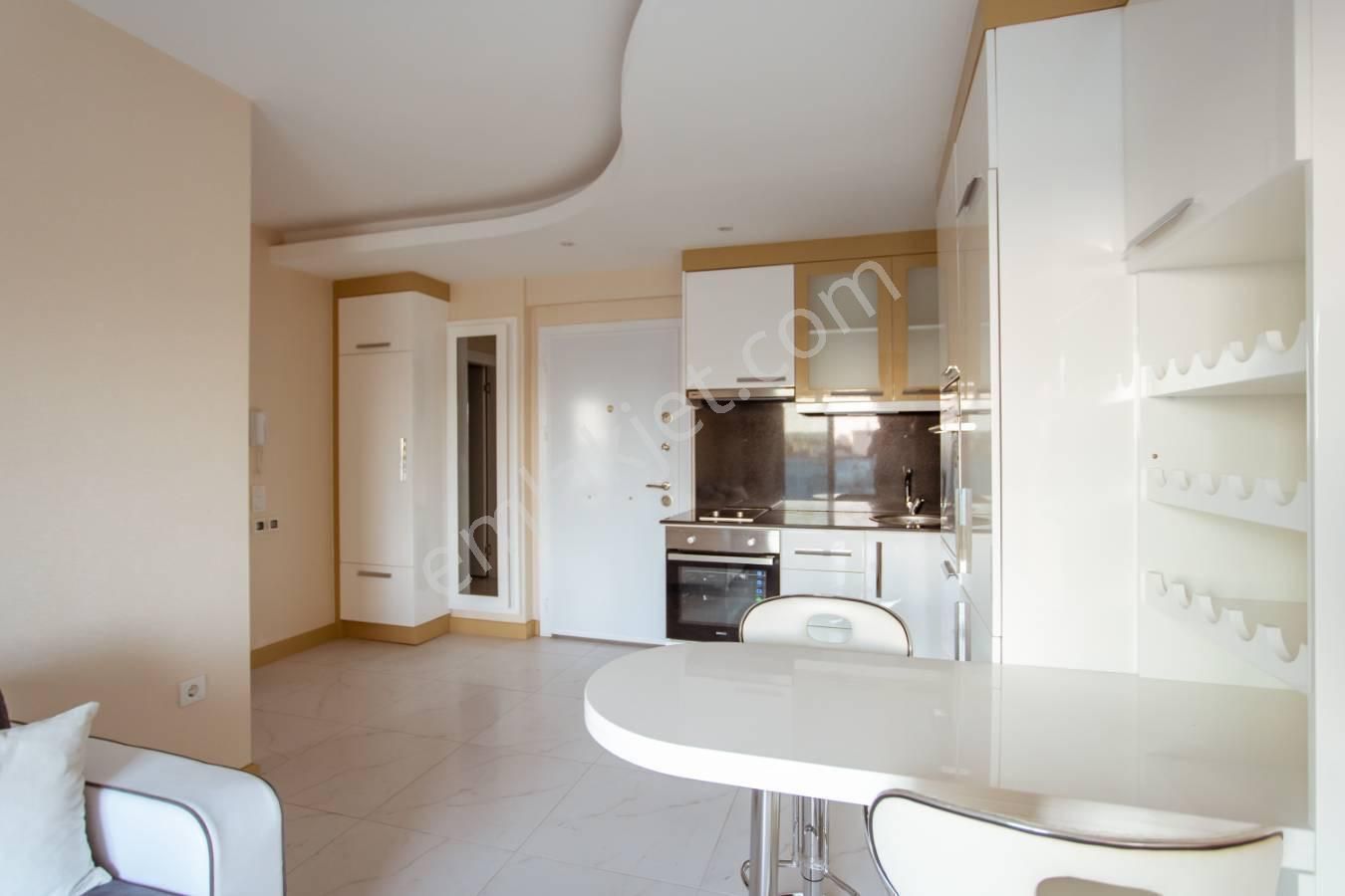 Alanya Saray Mh Aktiviteli Sitede Eşyalı 1+1 Kiralık Daire - Görsel 22