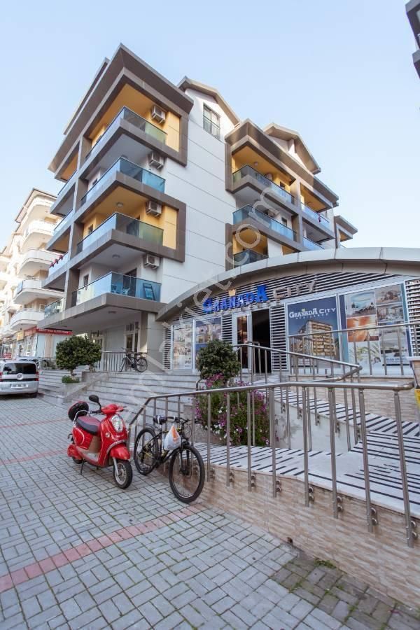 Alanya Saray Mh Aktiviteli Sitede Eşyalı 1+1 Kiralık Daire - Görsel 2