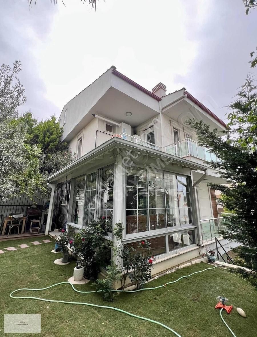 Ayça Doğan Urla Sanat Sokağına Yakın 4+1 Satılık Villa - Görsel 3