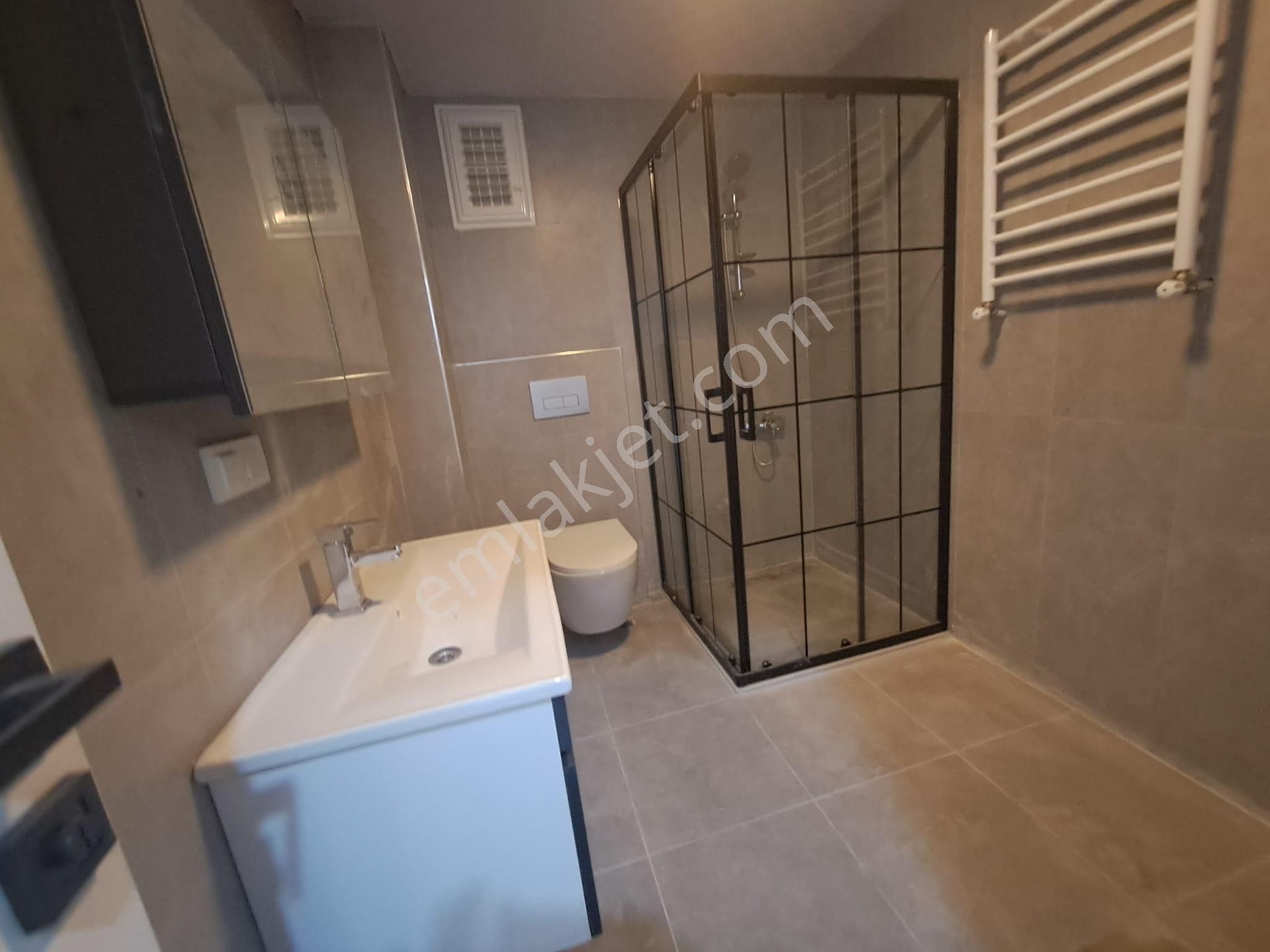 Avcılar Merkezi Konumda 3+1 Sıfır Ön Cephe Fırsatı - Görsel 18