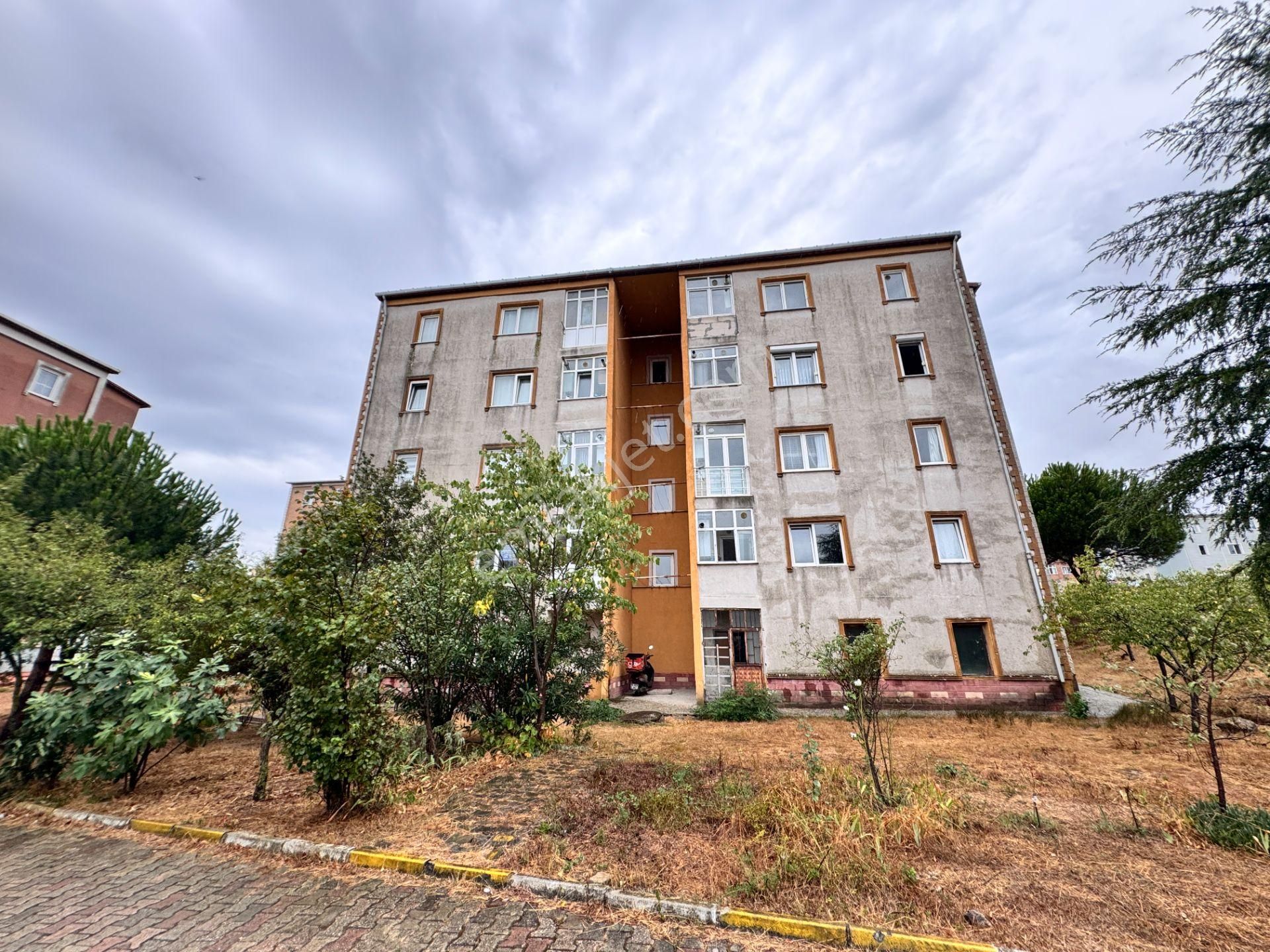 Pendik Kurtköy Yenişehir 4003 İnci Sitesi Kiralık İçi Yapılı 2+1 Daire