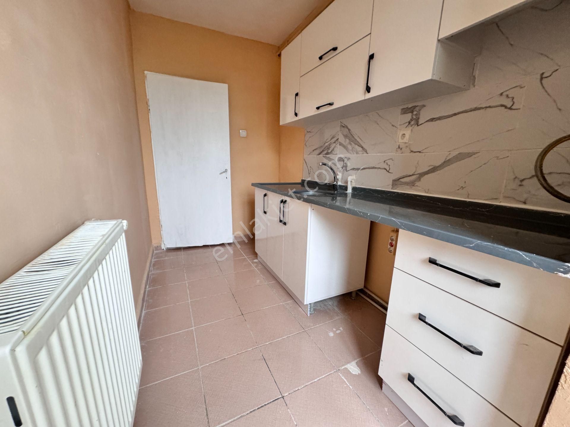 Pendik Kurtköy Yenişehir 4003 İnci Sitesi Kiralık İçi Yapılı 2+1 Daire - Görsel 13
