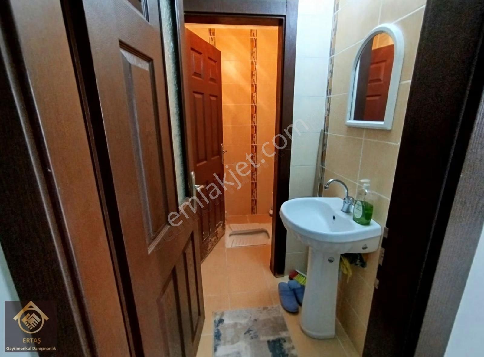 Germir De Satılık Kombili 3+1 Geniş Daire - Görsel 13
