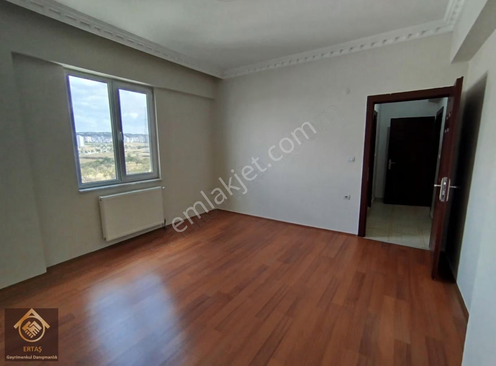 Germir De Satılık Kombili 3+1 Geniş Daire - Görsel 9