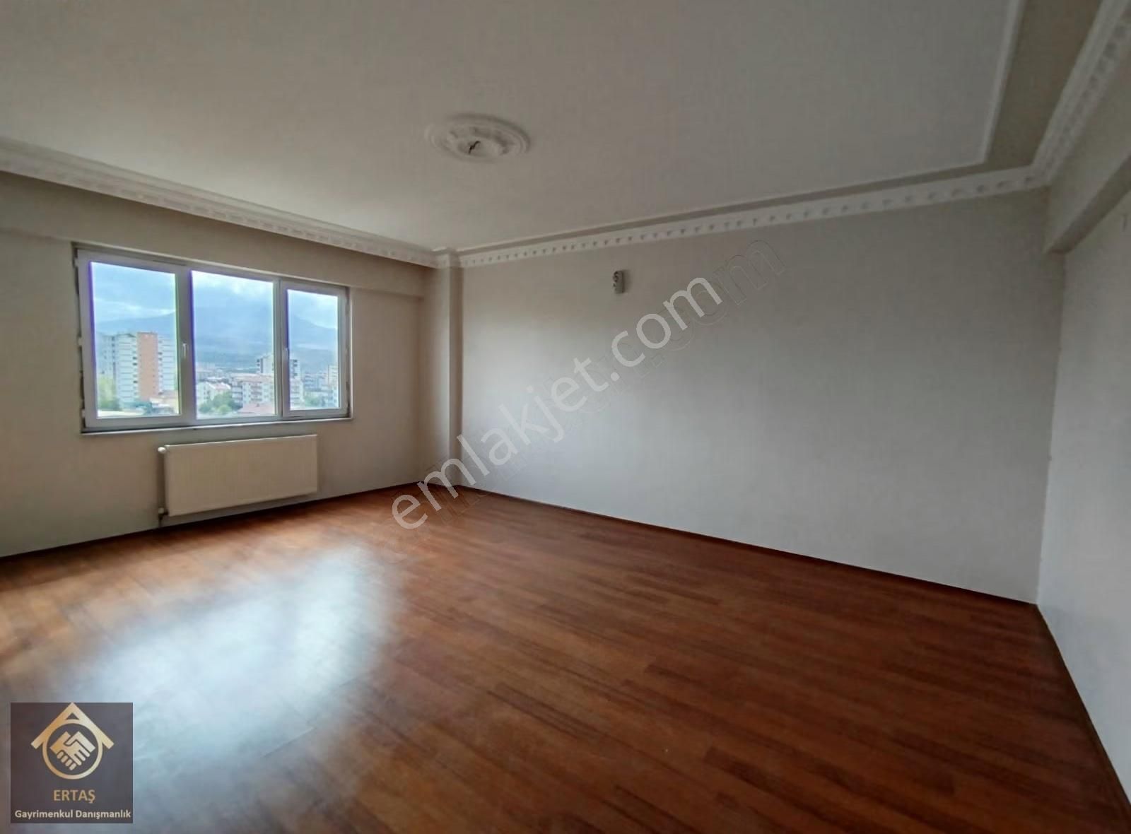 Germir De Satılık Kombili 3+1 Geniş Daire - Görsel 4