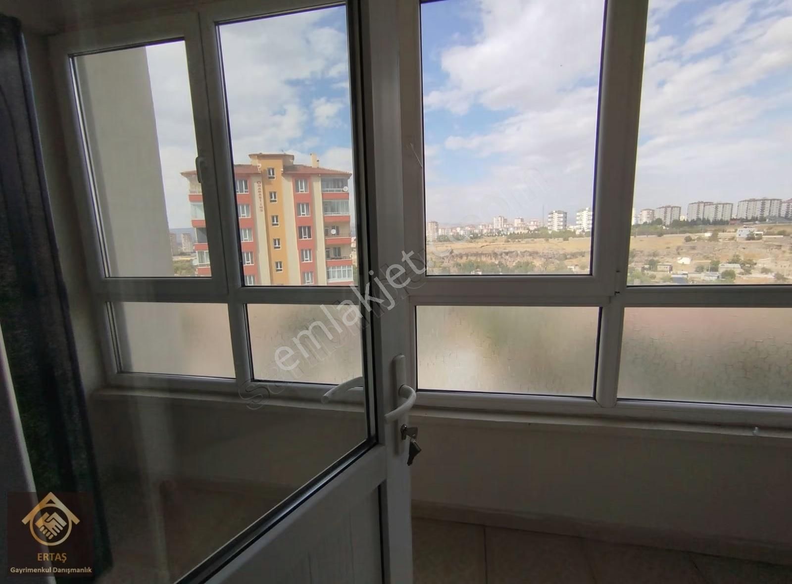 Germir De Satılık Kombili 3+1 Geniş Daire - Görsel 12