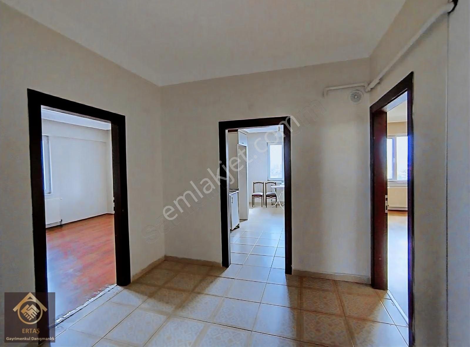 Germir De Satılık Kombili 3+1 Geniş Daire - Görsel 15