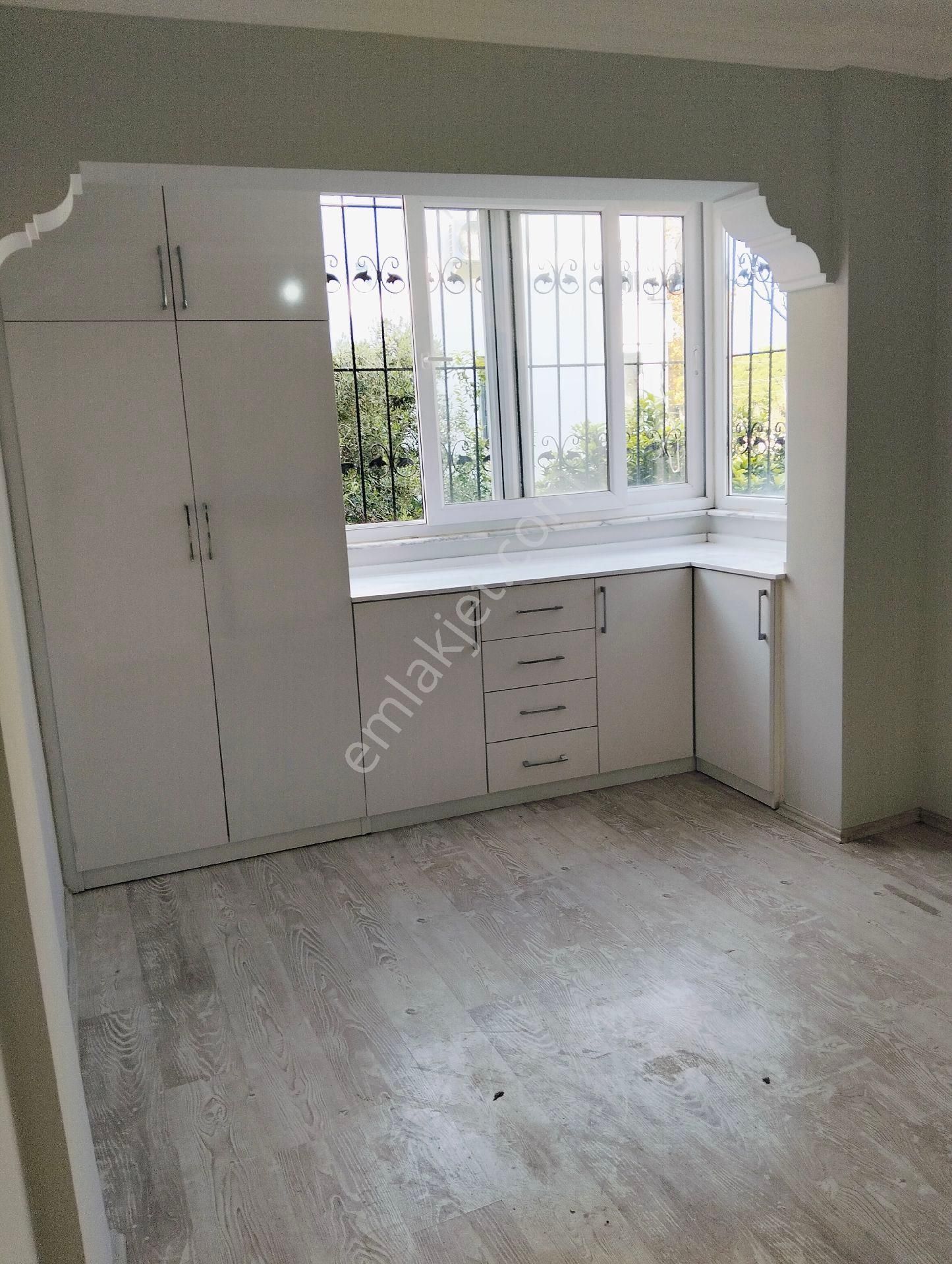 Tuzlada Kiralık İçi Yenilenmiş Kiralık Daire - Görsel 32