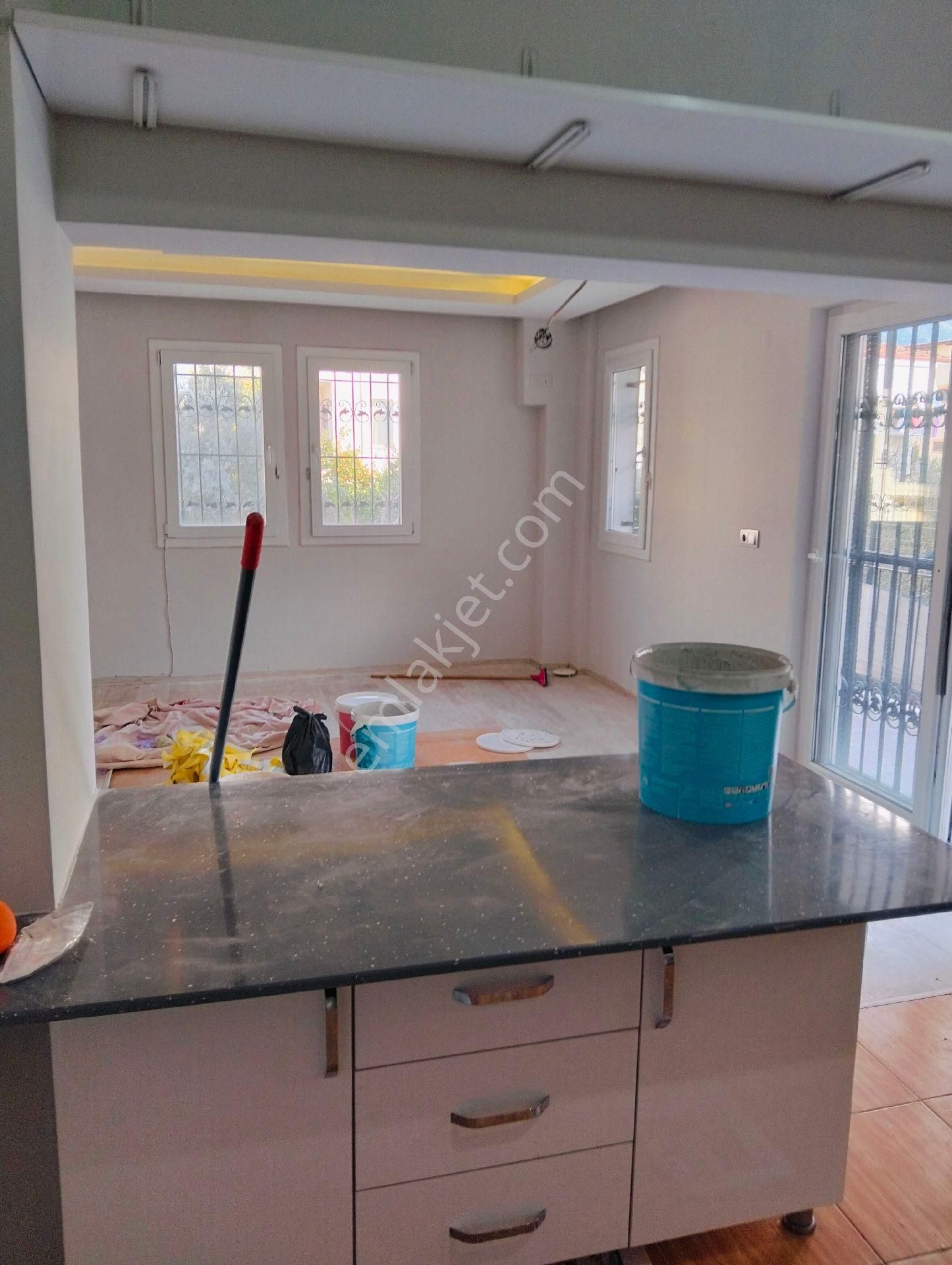 Tuzlada Kiralık İçi Yenilenmiş Kiralık Daire - Görsel 13