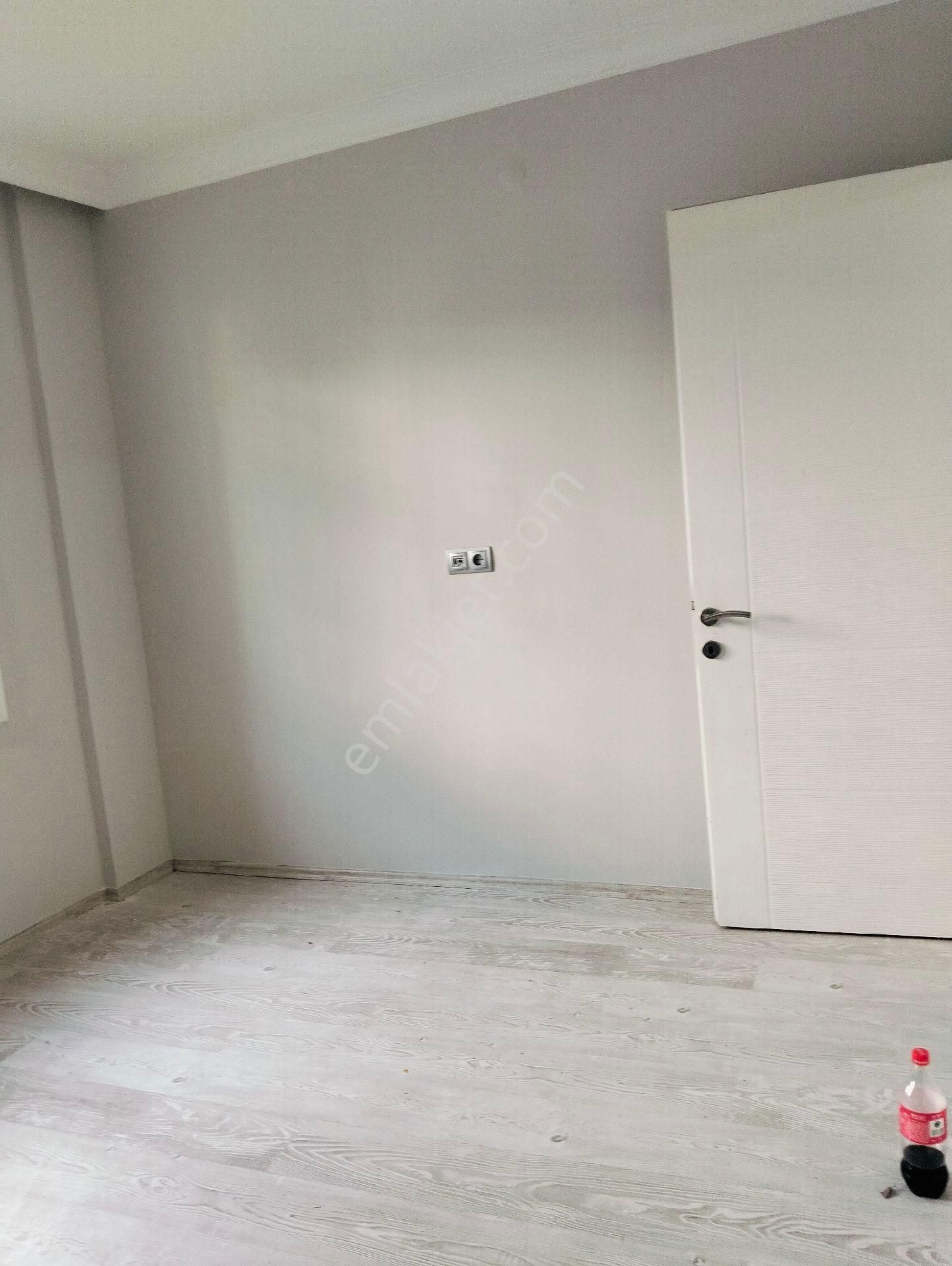 Tuzlada Kiralık İçi Yenilenmiş Kiralık Daire - Görsel 24