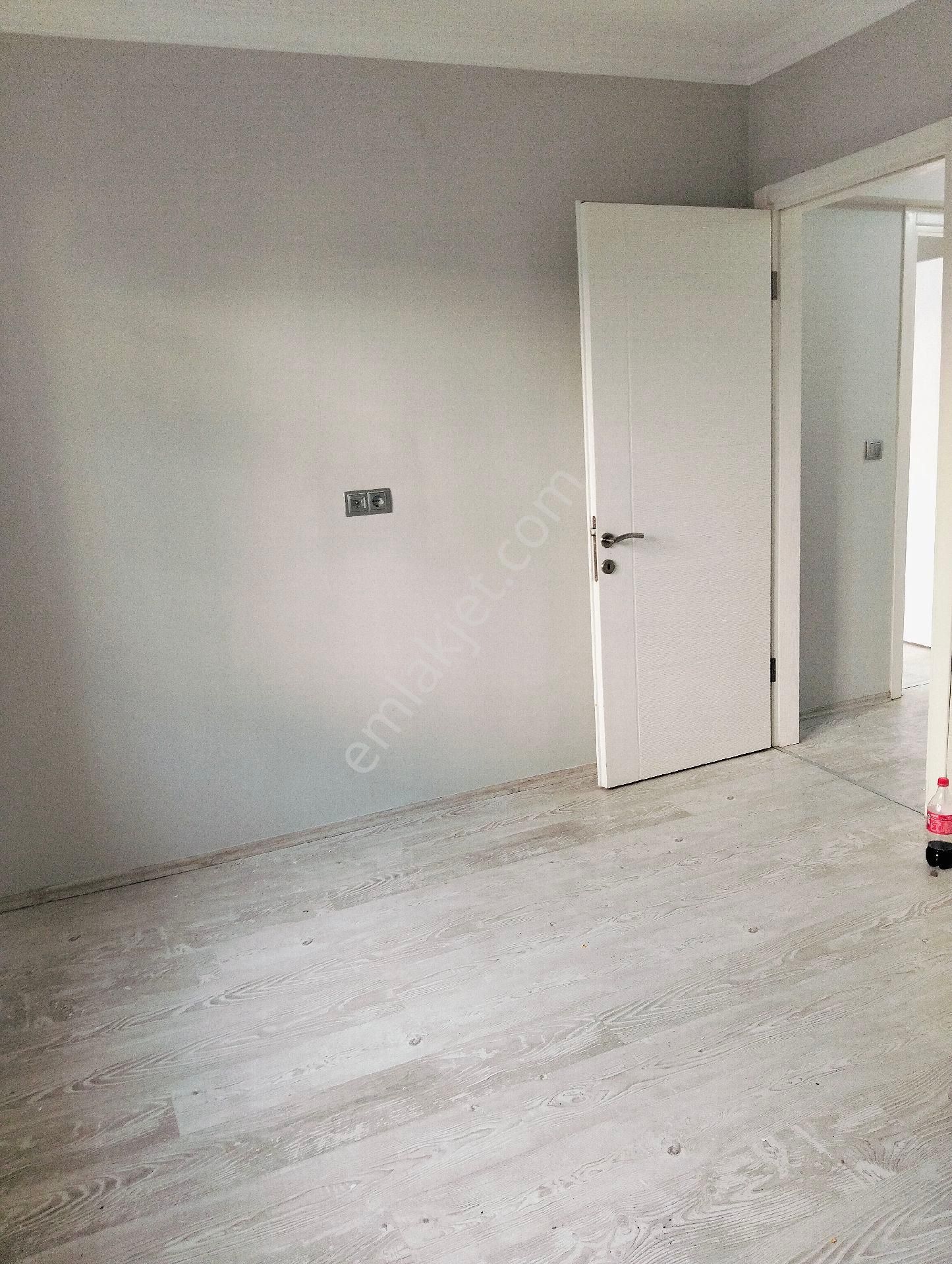 Tuzlada Kiralık İçi Yenilenmiş Kiralık Daire - Görsel 26