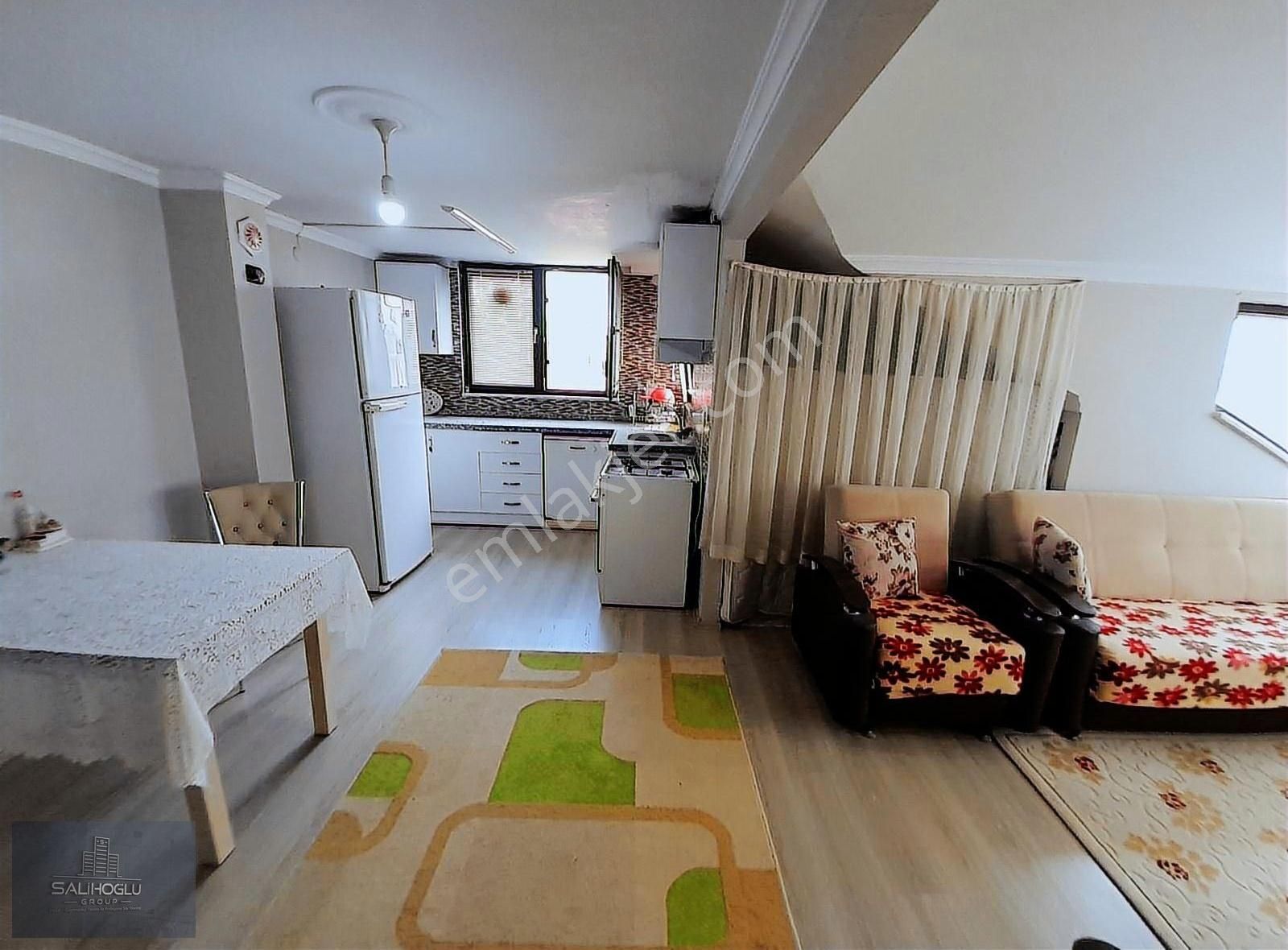 Serdivan Kemalpaşa Mh Bayan Öğrenciye Kiralık 3+1 Eşyalı Daire - Görsel 3