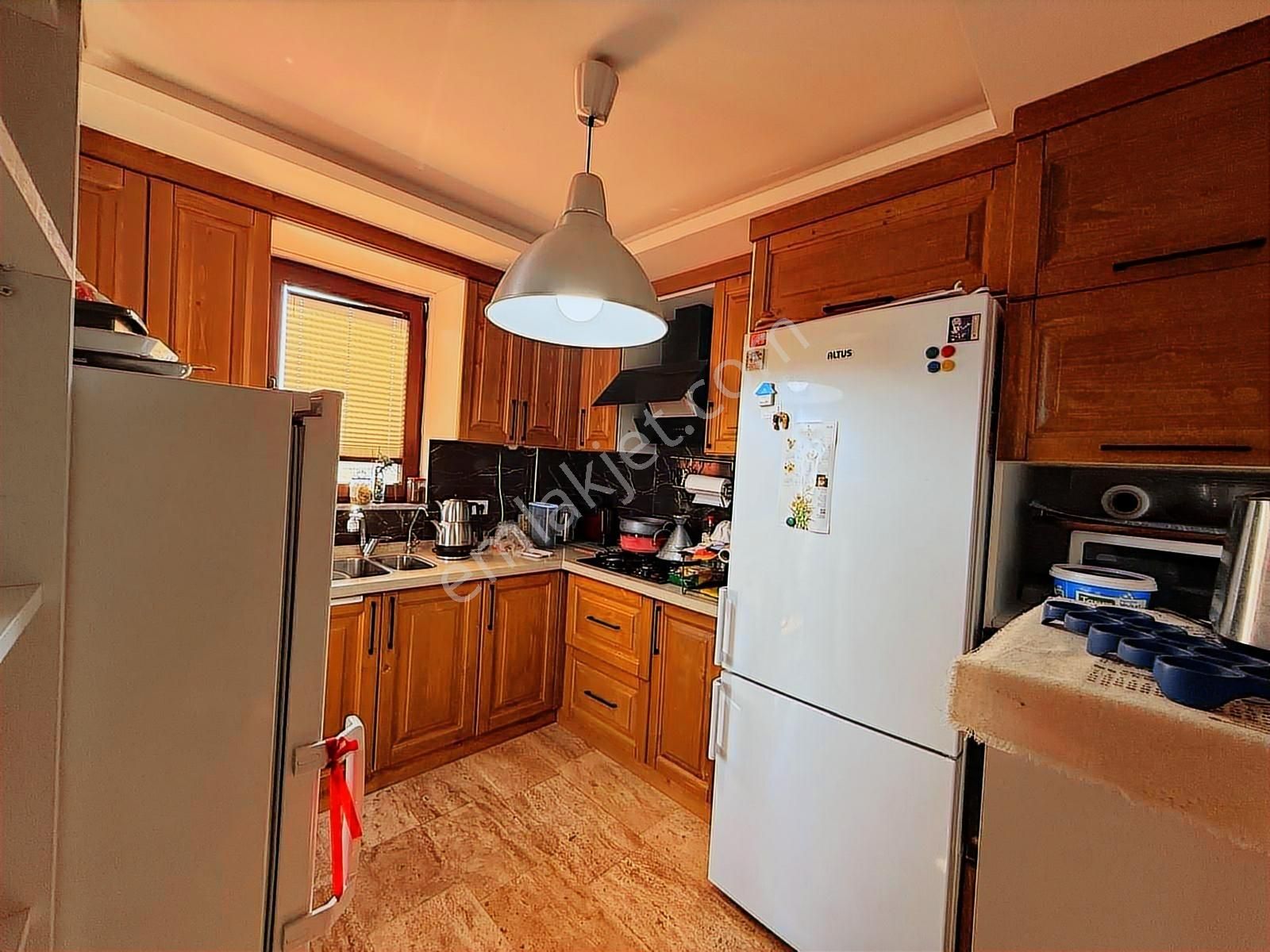 Yetkili Ofis - Havuzlu Sitede En İyi Konumdaki Geniş 2+1 Daire - Görsel 20