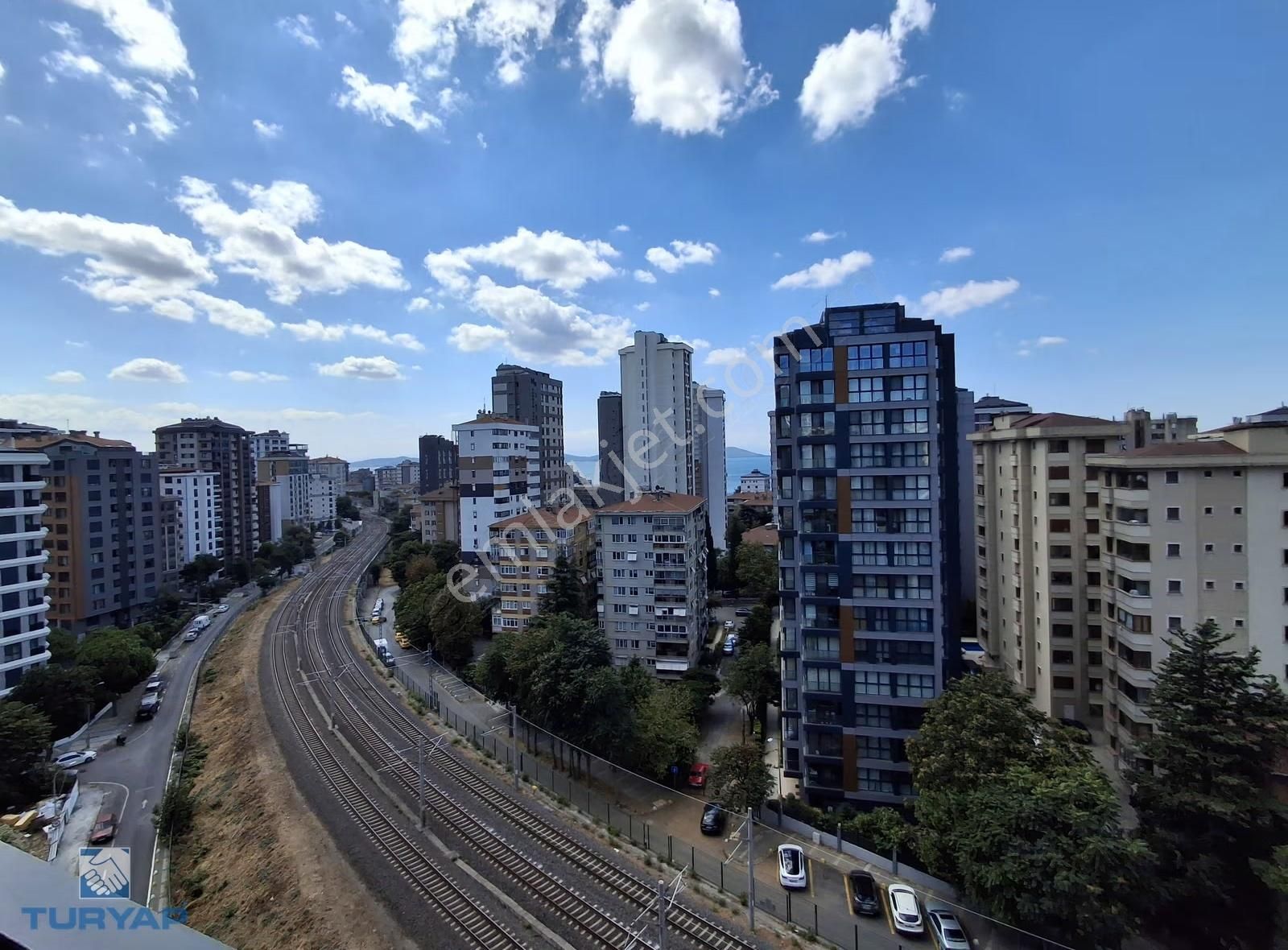 Turyap'tan Bağdat'a İki Adım Manzaralı Balkonlu Geniş 135m2 3+1 - Görsel 17