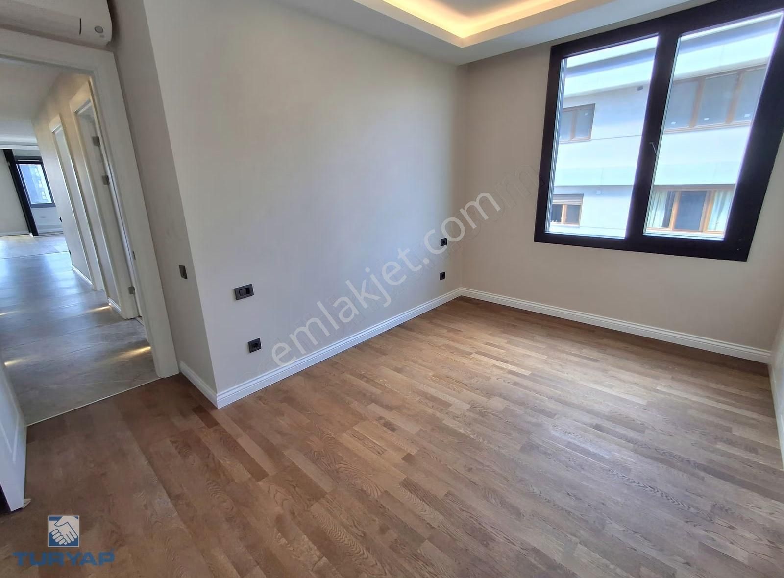 Turyap'tan Bağdat'a İki Adım Manzaralı Balkonlu Geniş 135m2 3+1 - Görsel 22