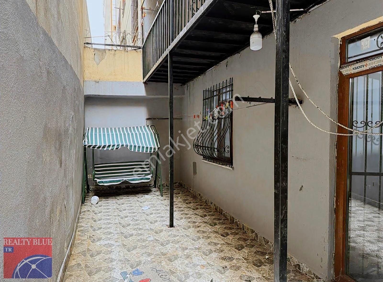 Sultangazi Yunusemre Mh Geniş Kullanışlı ^^al&kirala^^ 3+2 Daire - Görsel 2