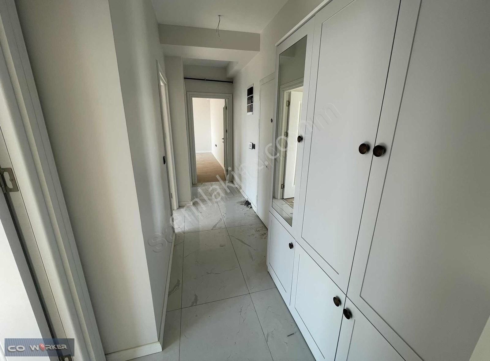 Kartal Metro Yakını, Genis Salon,site Özelikli, Ara Kat 2+1 - Görsel 5