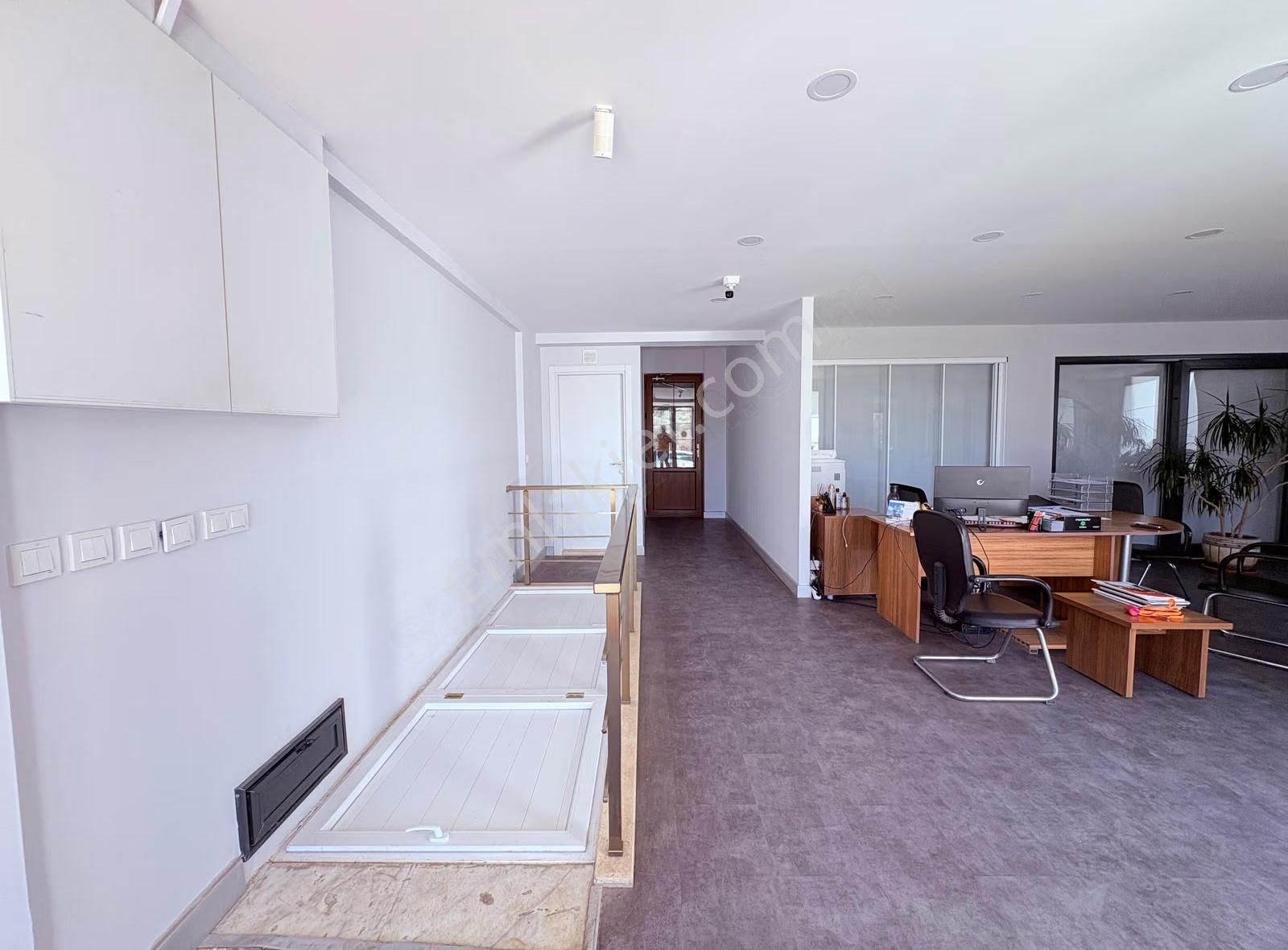 Tabela Değeri Yüksek Geniş Cadde Üstü Depolu İş Yeri - Görsel 12