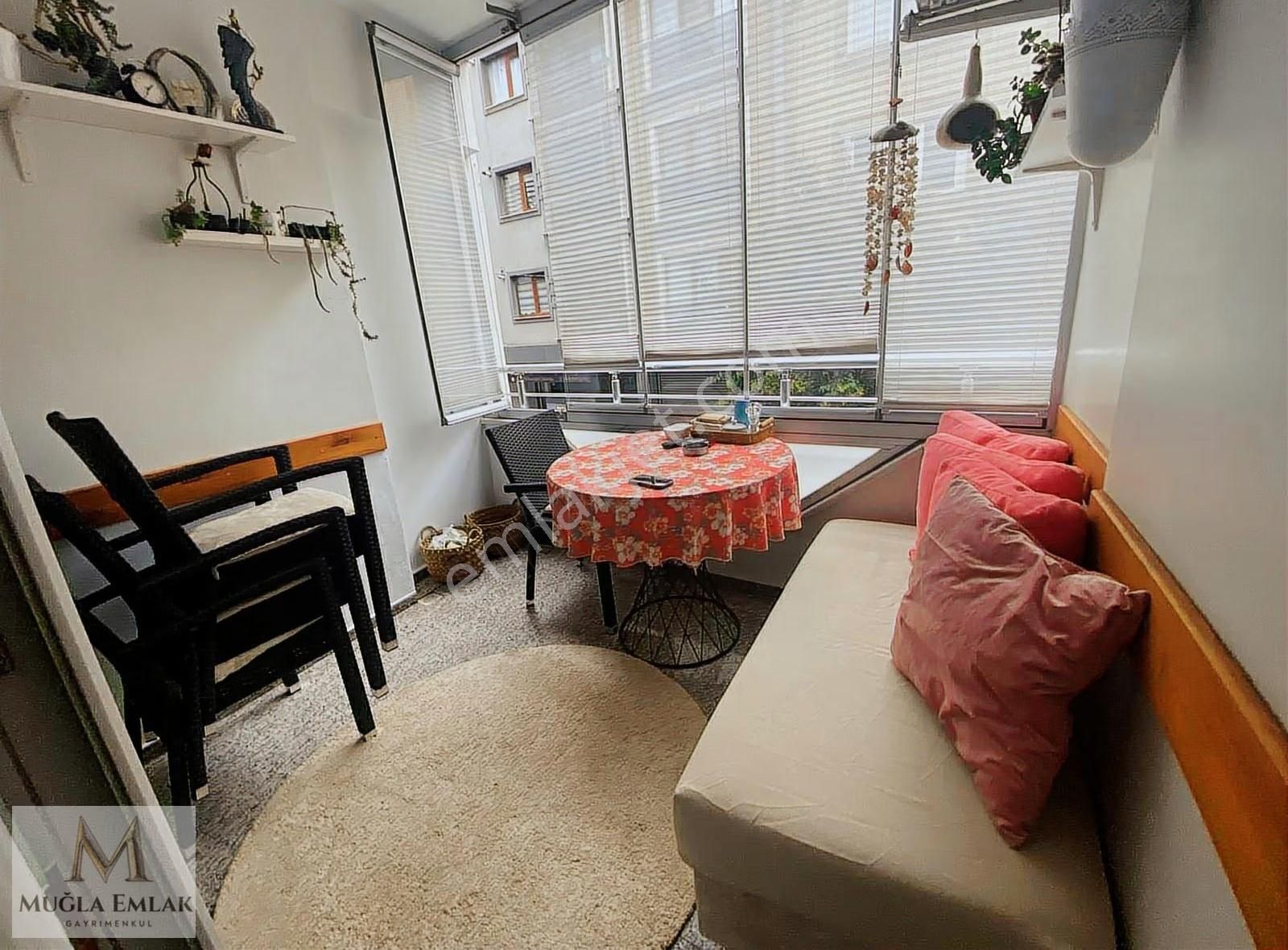 Muğla Emlaktan Gop Meydanda 165m 3+1 Ferah 1.kat Daire - Görsel 4