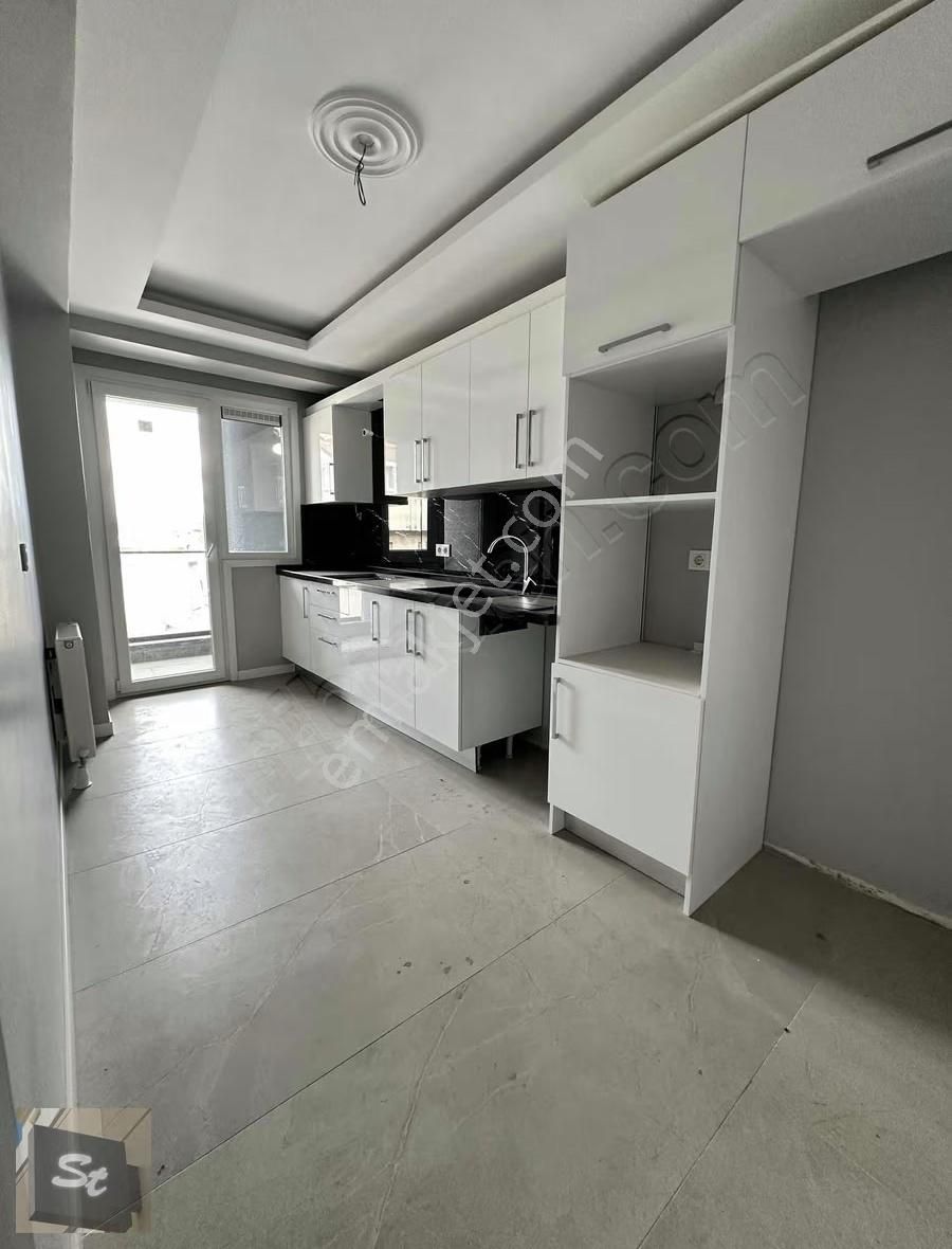 İcadiye Sıfır Binada 4+1 145m2 Krediye Uygun - Görsel 11