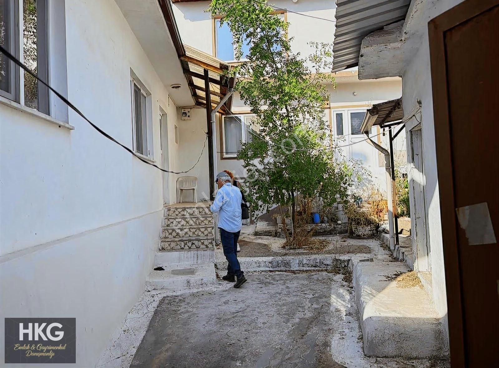 Muğla Menteşe Yeşilyurtta 197 M2 İçinde İki Ayrı Satılıktır