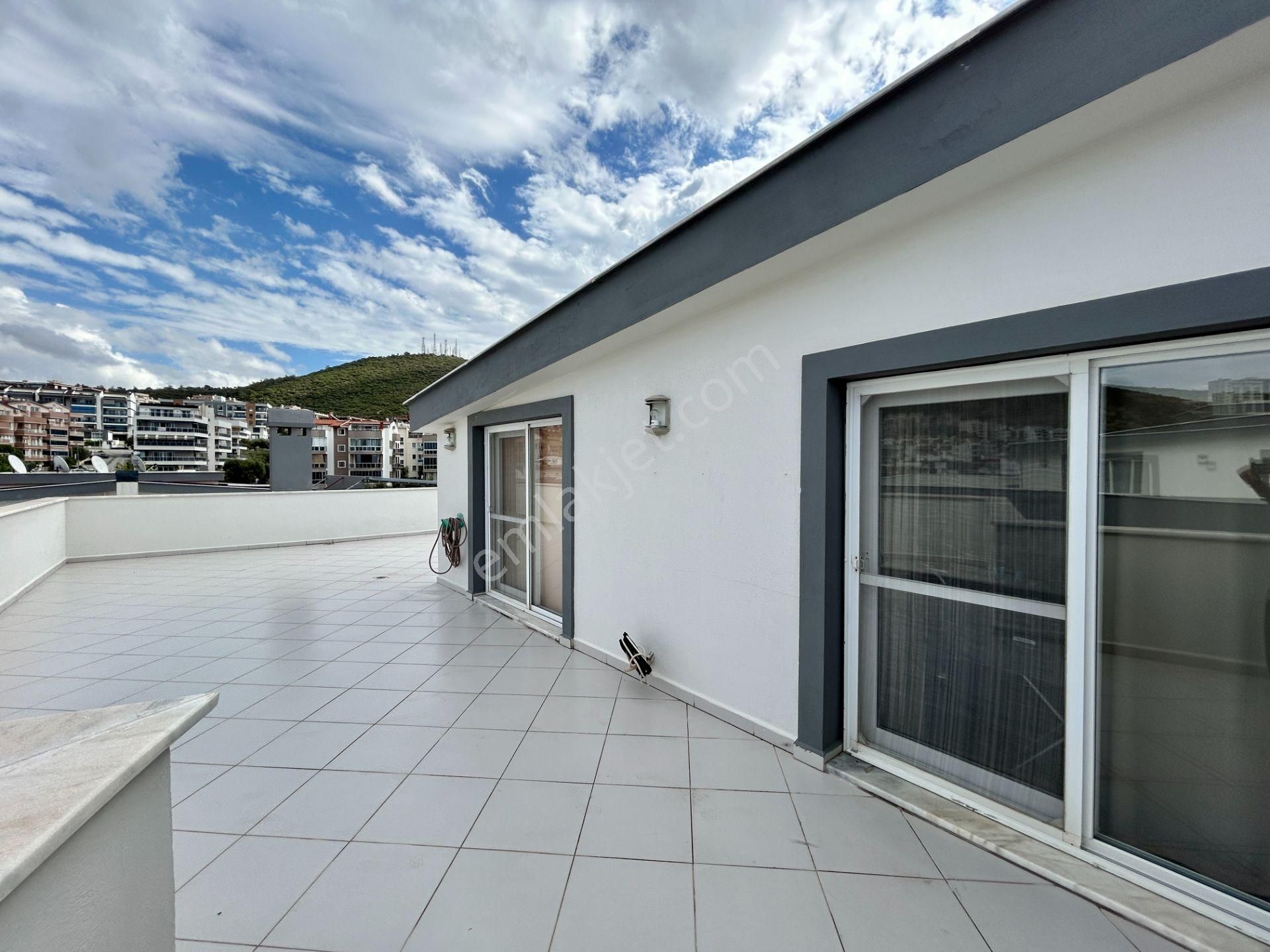 Kuşadası Ege Park Konutlarında Satılık 4+1 Çatı Dubleks - Görsel 20