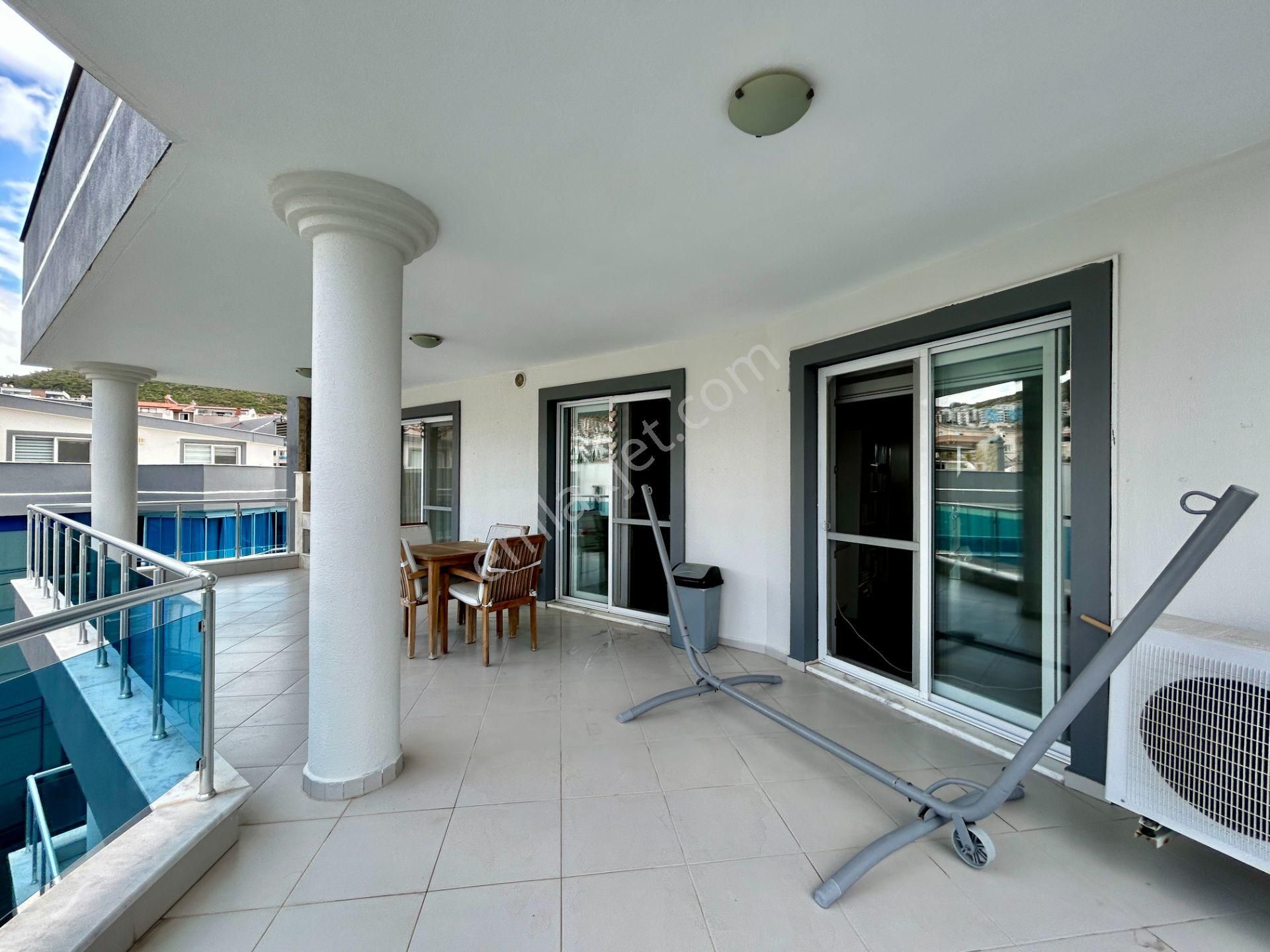 Kuşadası Ege Park Konutlarında Satılık 4+1 Çatı Dubleks - Görsel 17