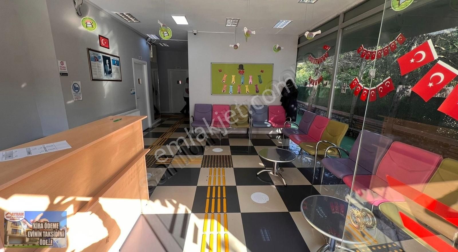 Ayhan İnşaat'tan Kurumsal Kiracılı Satılık 1100m2 Plaza Binası