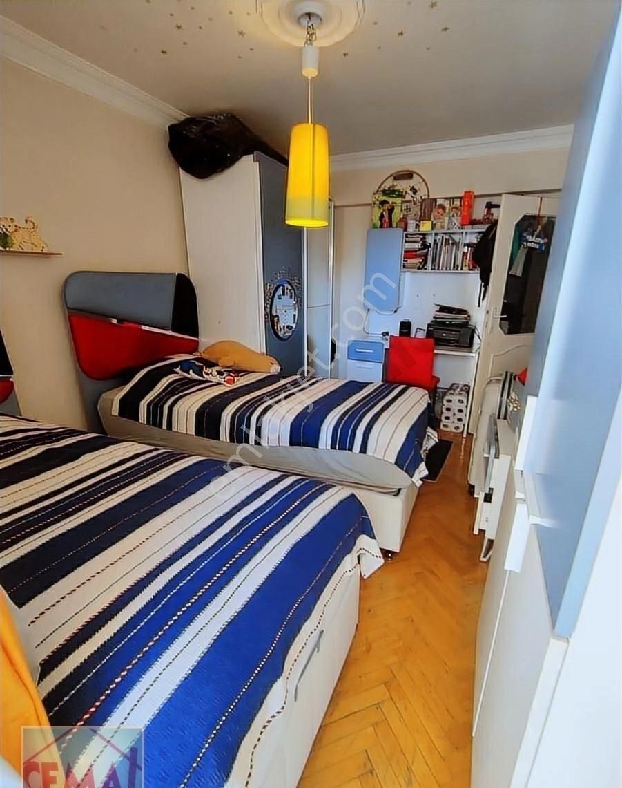 Cemal Emlak Bursa Yildirim Fsm Cad. Davutkadı 3 Ara Kat Bakımlı