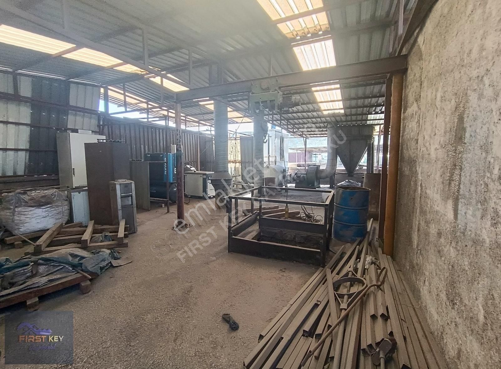 Işıkkent Dökümcüler Sitesinde Köşe Konumlu 640 M2 Satılık İşyeri - Görsel 13