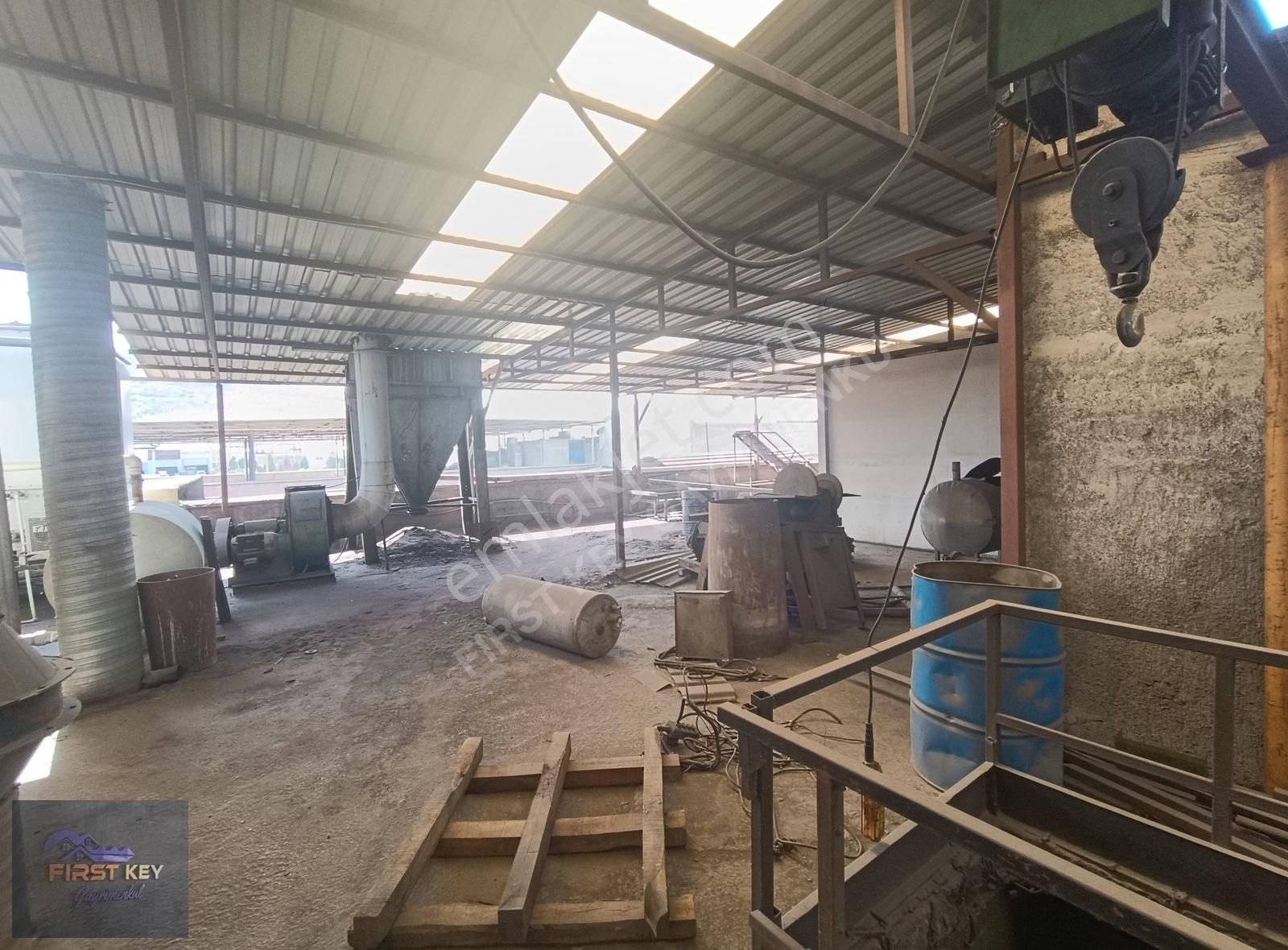 Işıkkent Dökümcüler Sitesinde Köşe Konumlu 640 M2 Satılık İşyeri - Görsel 9