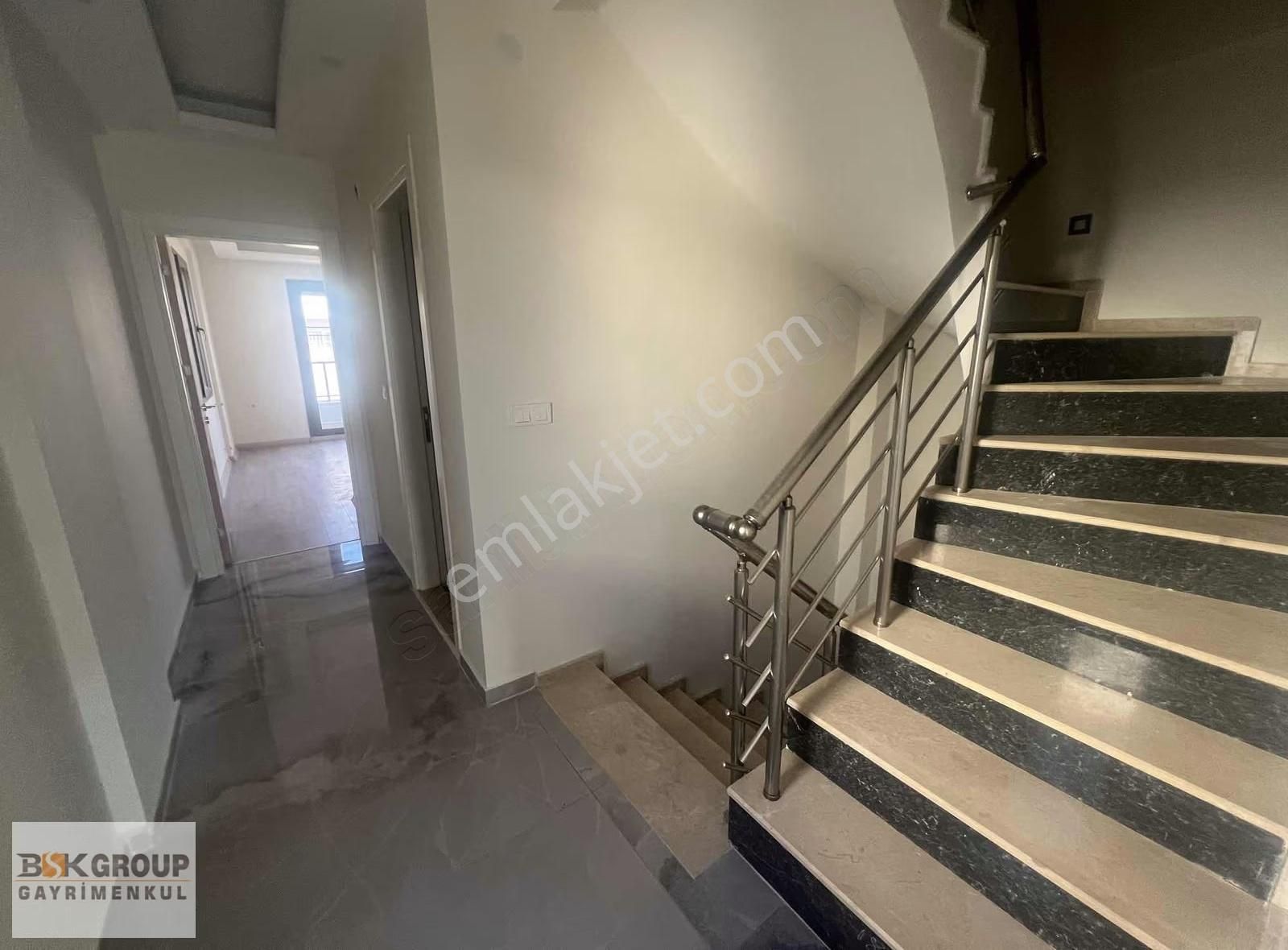 Bsk Group'dan Geniş Ferah Villa Denize 300m Mesafede..! - Görsel 7