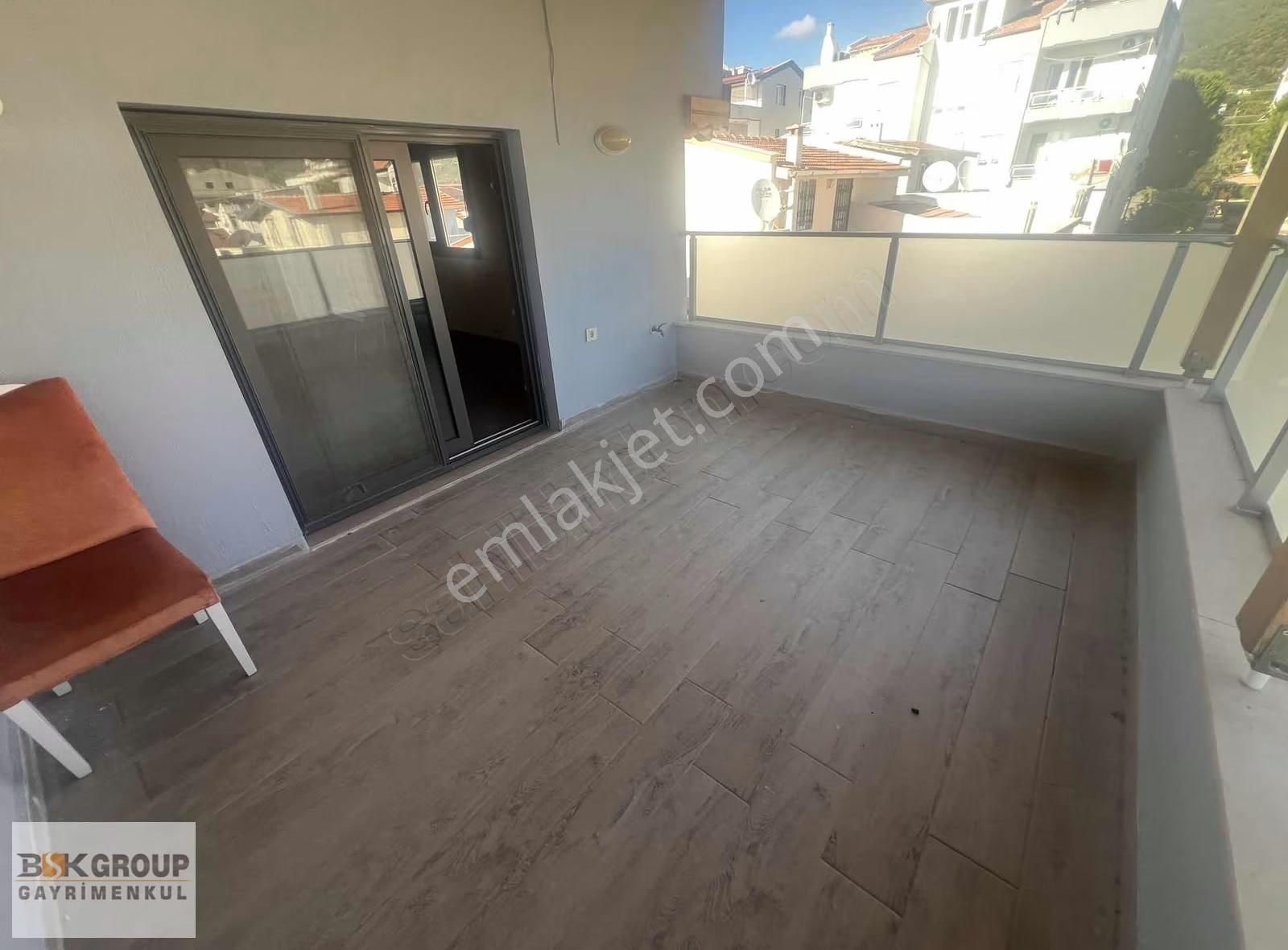 Bsk Group'dan Geniş Ferah Villa Denize 300m Mesafede..!