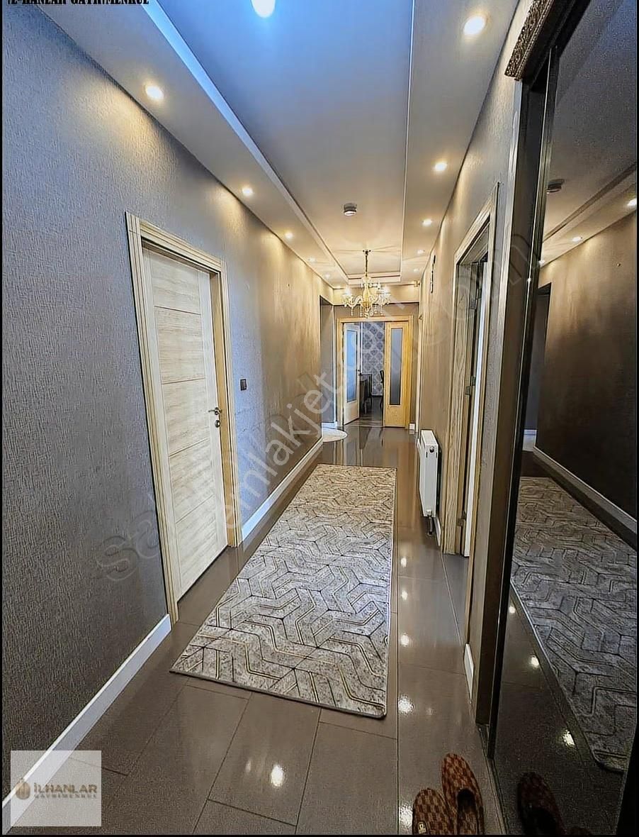 Pamuklarda Ara Katta 4+1 Satılık Daire - Görsel 4