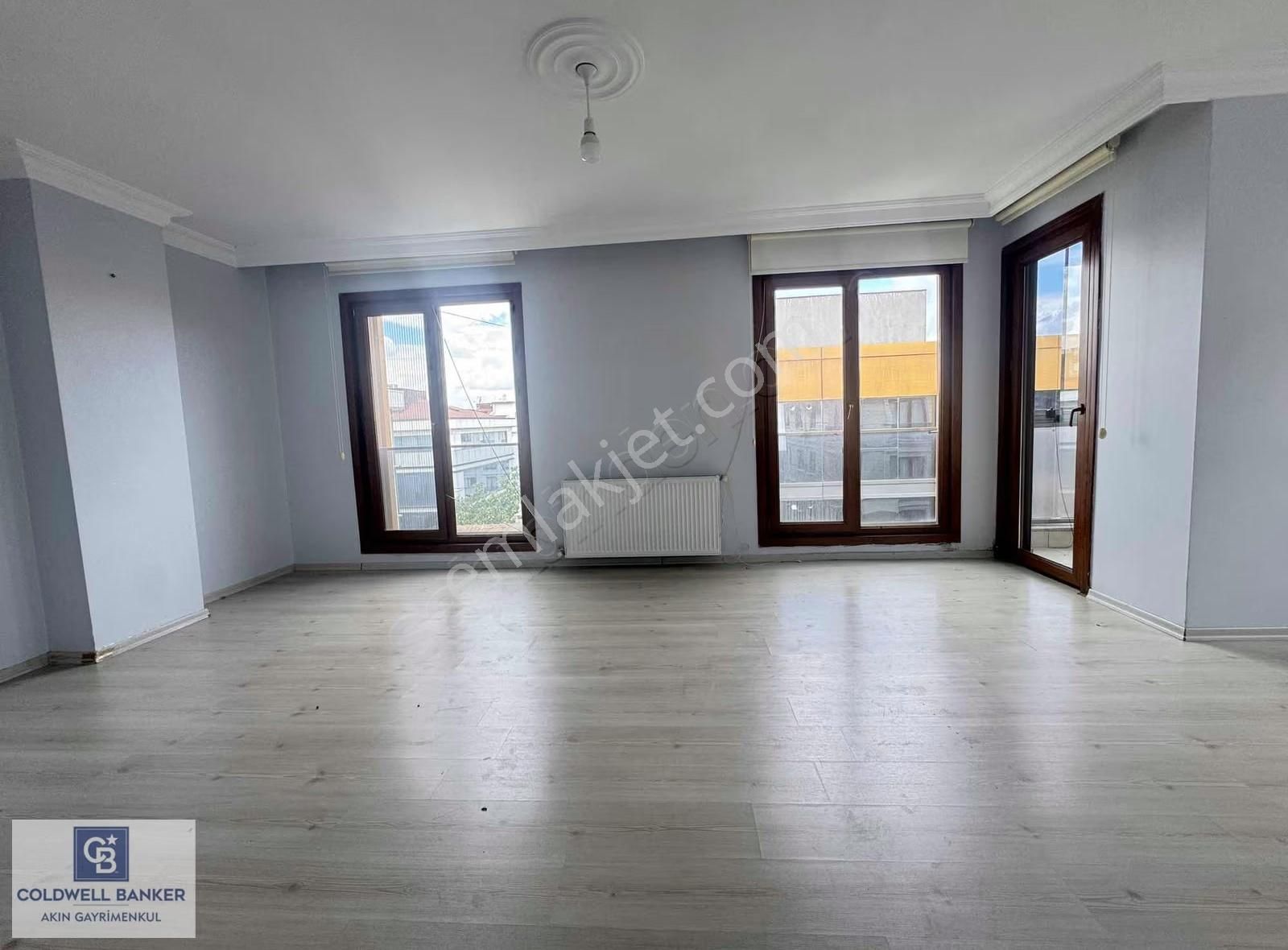 Sancaktepe Metronun Dibinde Satılık Çift Daire(daireler Boştur) - Görsel 8