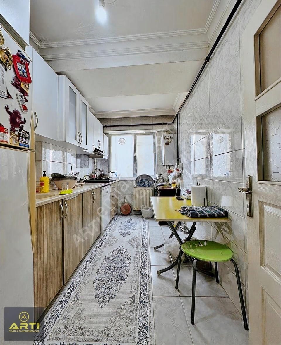 Mehterçeşme De Cadde Üzeri Satılık 2+1 Daire 2,69 Full Kredi!! - Görsel 2