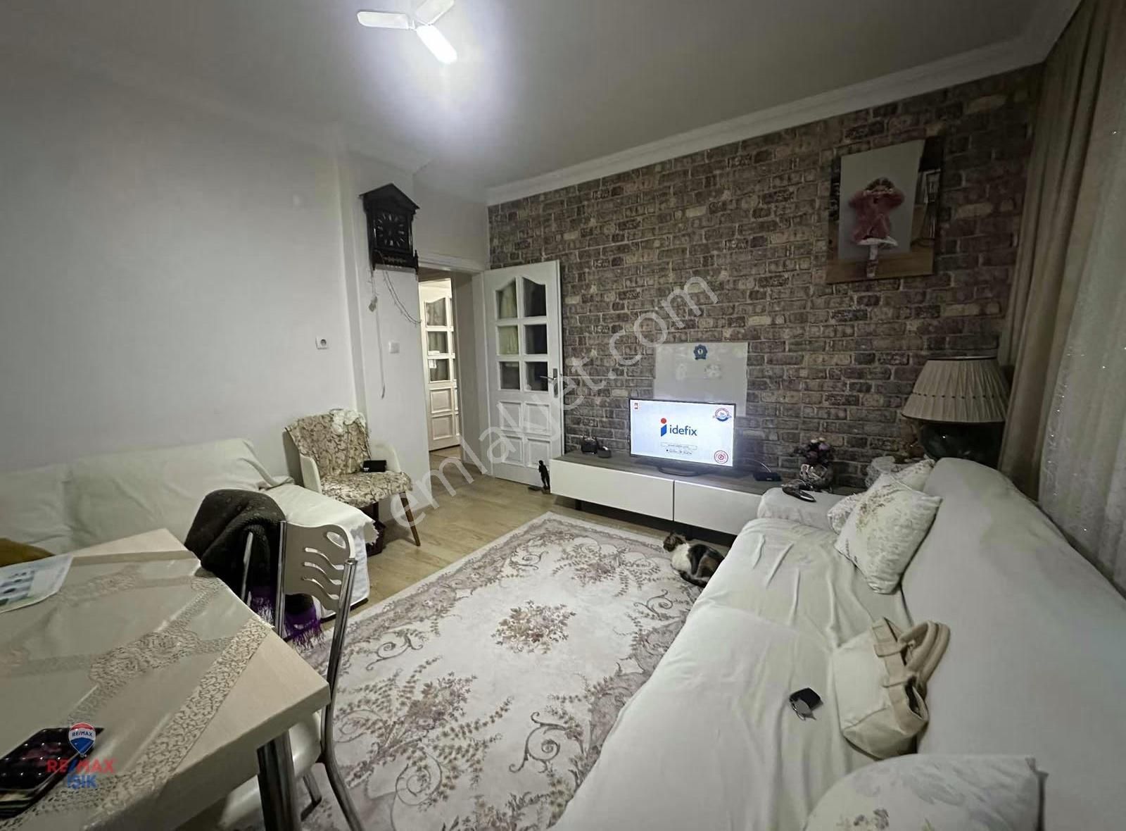 Parseller Metronun Dibi Fırsat Komple Satılık Bina - Görsel 3