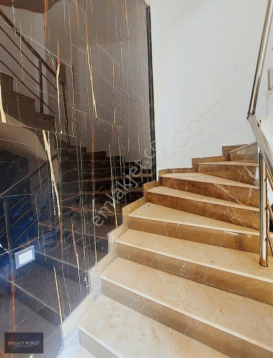 Realty World Anka Dan Yeniköy Merkez De Kolej Yakını 2+1 Daire - Görsel 11