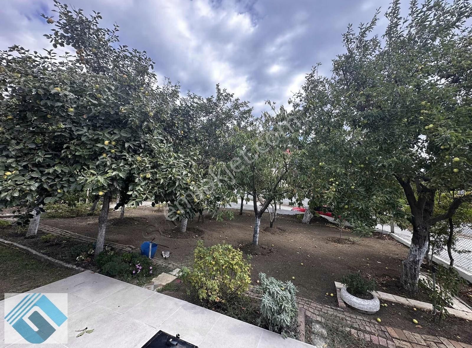 Büyükçekmece Kamiloba Da Köşe Başı Müstakil Ful Mobilyalı Villa - Görsel 12