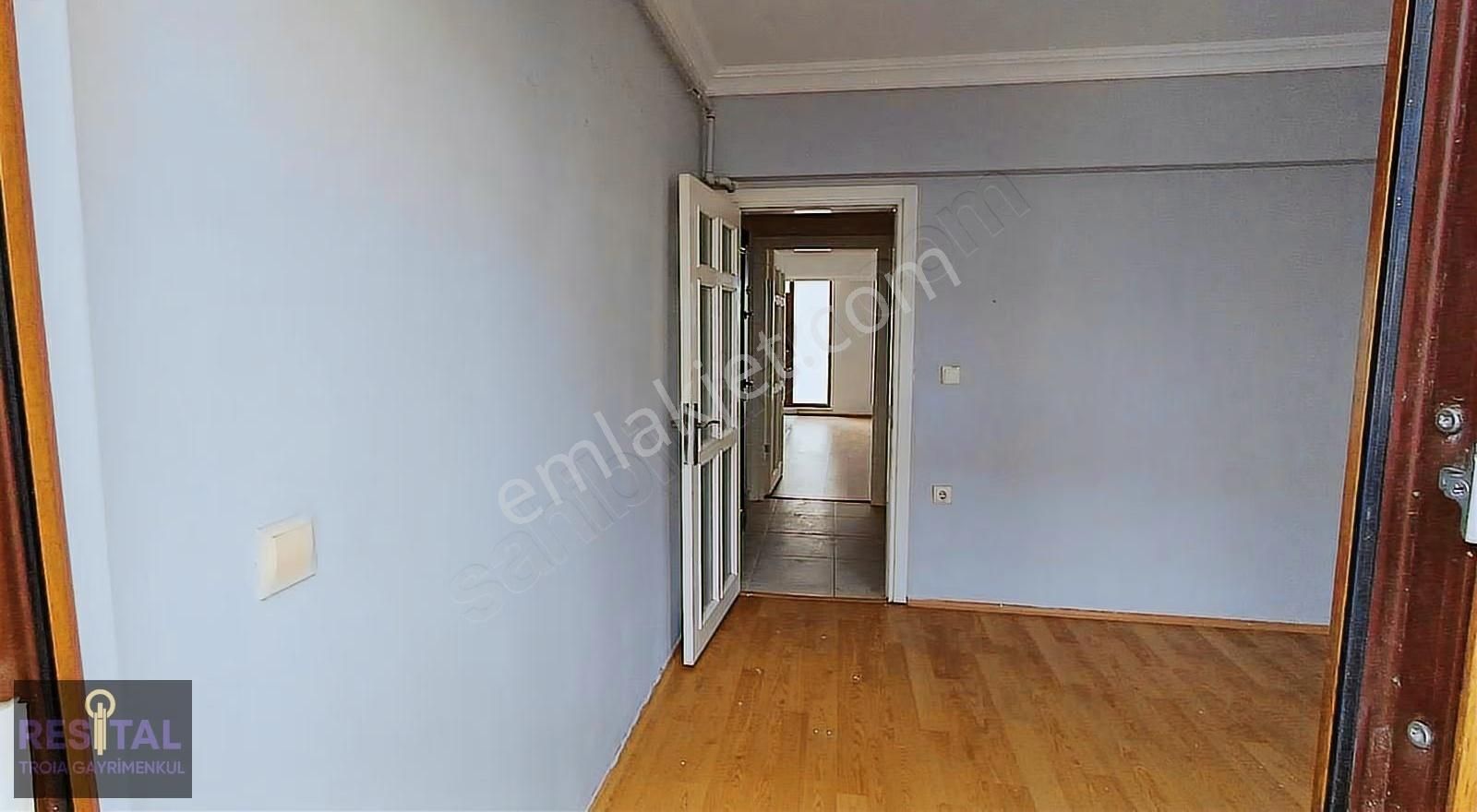 Barbaros Mah.troya Cad. 60 M2 Boş Satılık 1+1 - Görsel 7