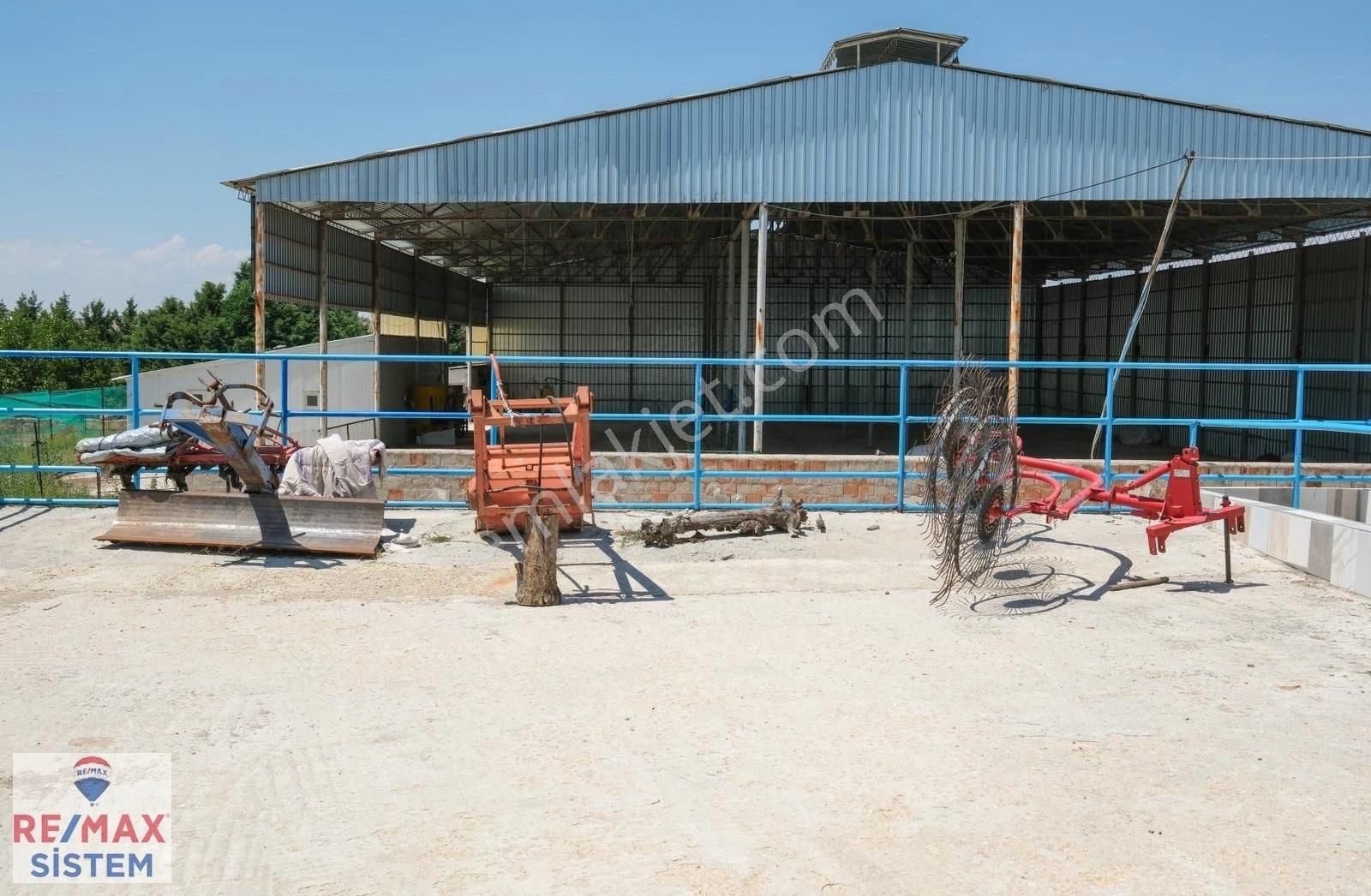 Afyon'da Ana Yola Yakın Hesaplı Kullanıma Hazır Satılık Çiftlik - Görsel 8
