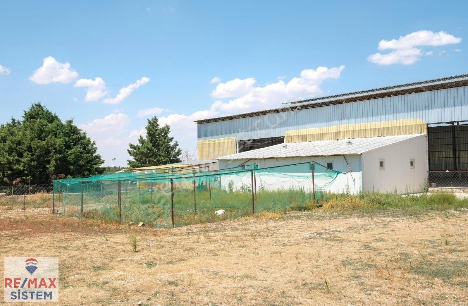 Afyon'da Ana Yola Yakın Hesaplı Kullanıma Hazır Satılık Çiftlik - Görsel 5