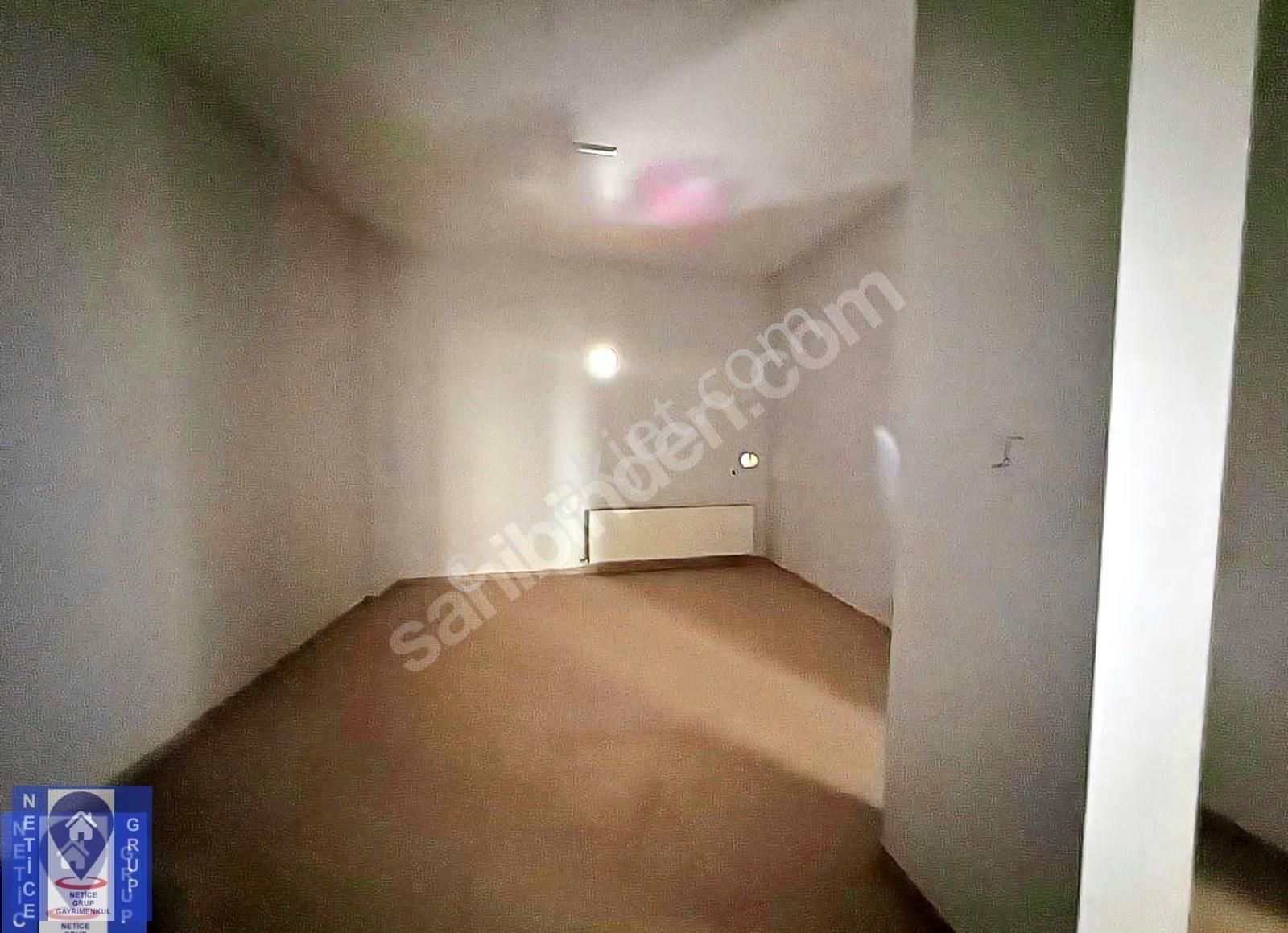 Yıldırım Caddesinde Metroya Yakın 300 M2 Kira Getirili Dükkan - Görsel 2