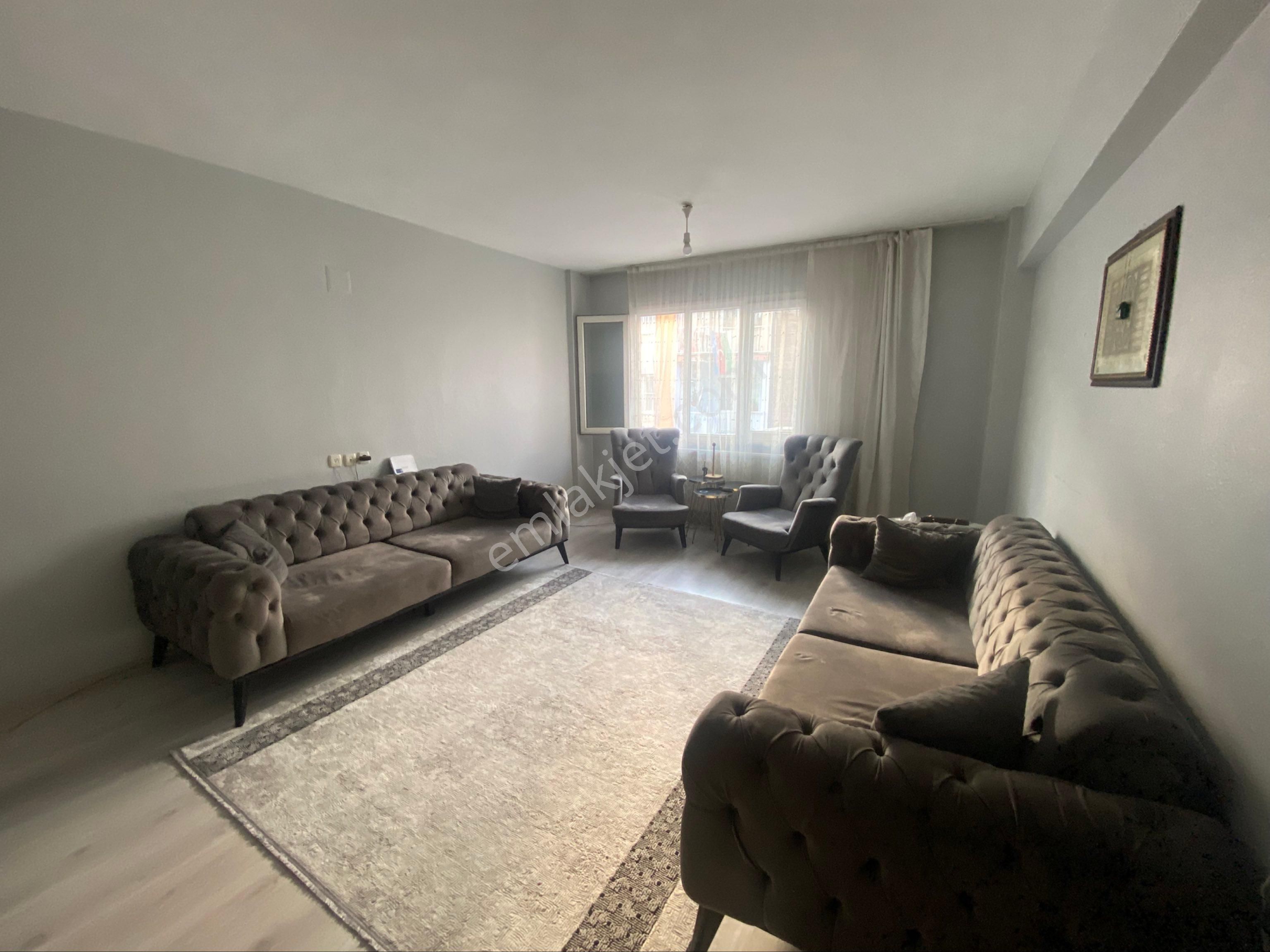 Hisar Merkezde Atatürk Meydanı’na Yakın 140 Metre² Satılık Daire